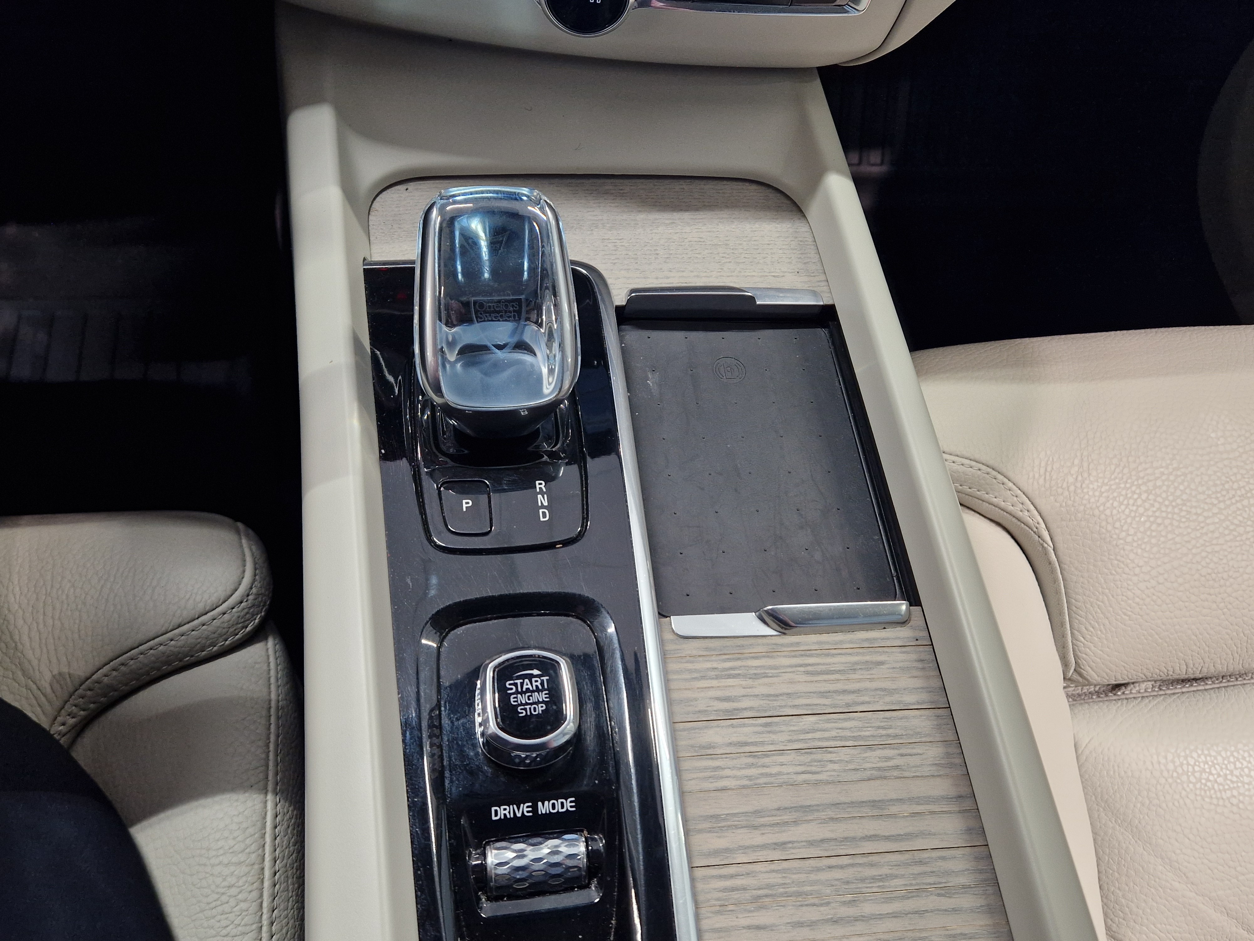 VOLVO XC60 2021