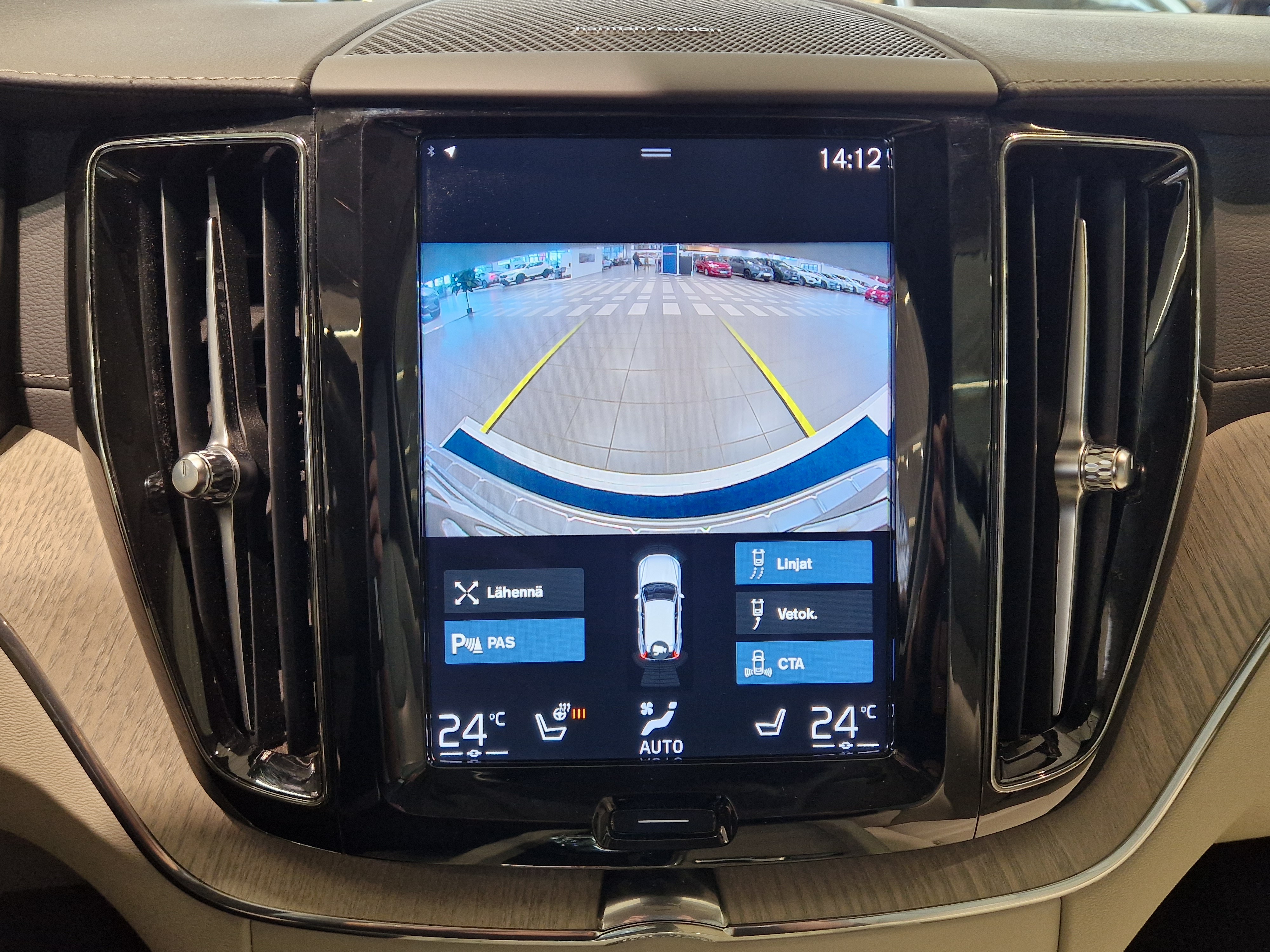 VOLVO XC60 2021