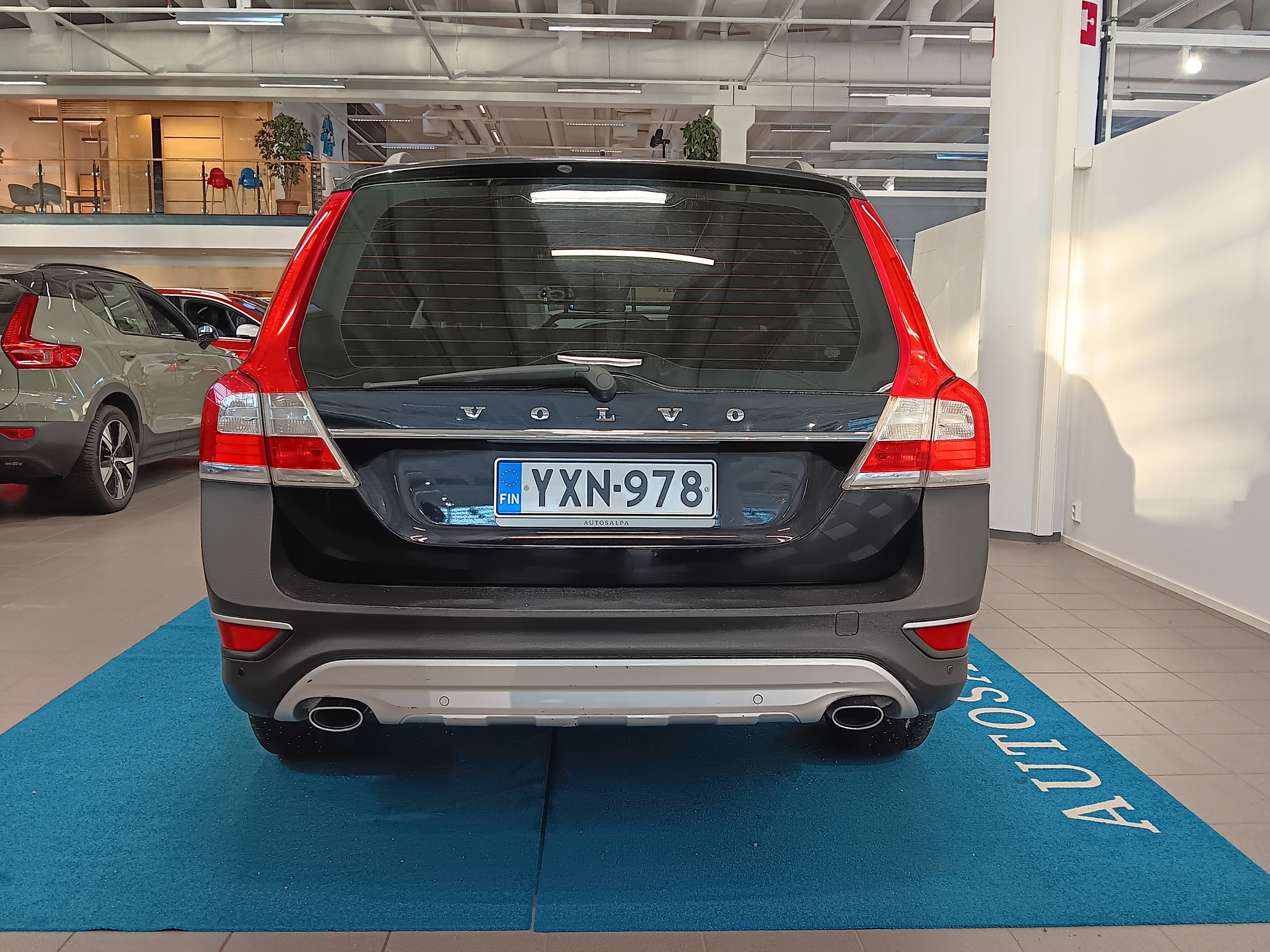 VOLVO XC70 2015