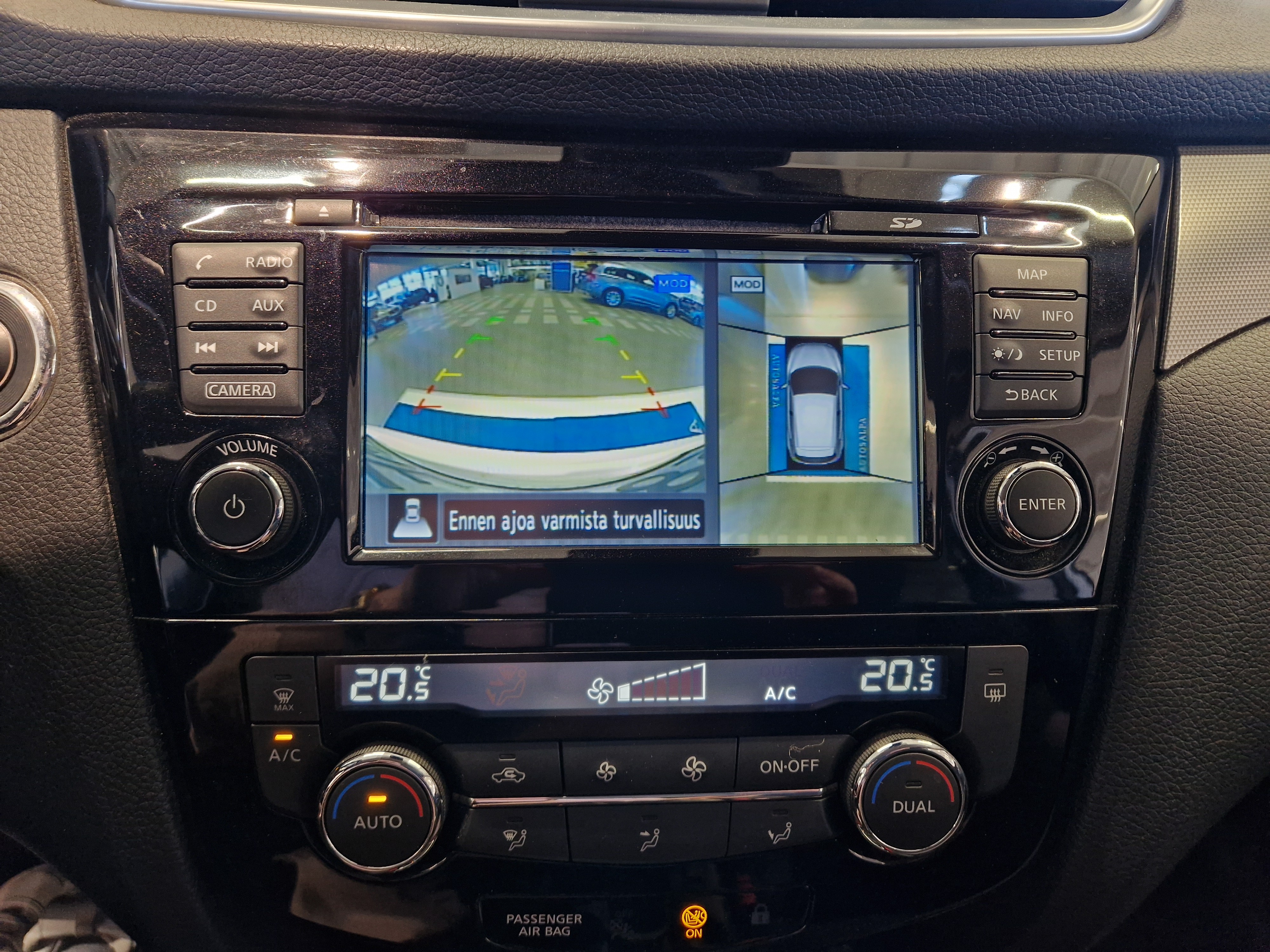 NISSAN Qashqai 2018