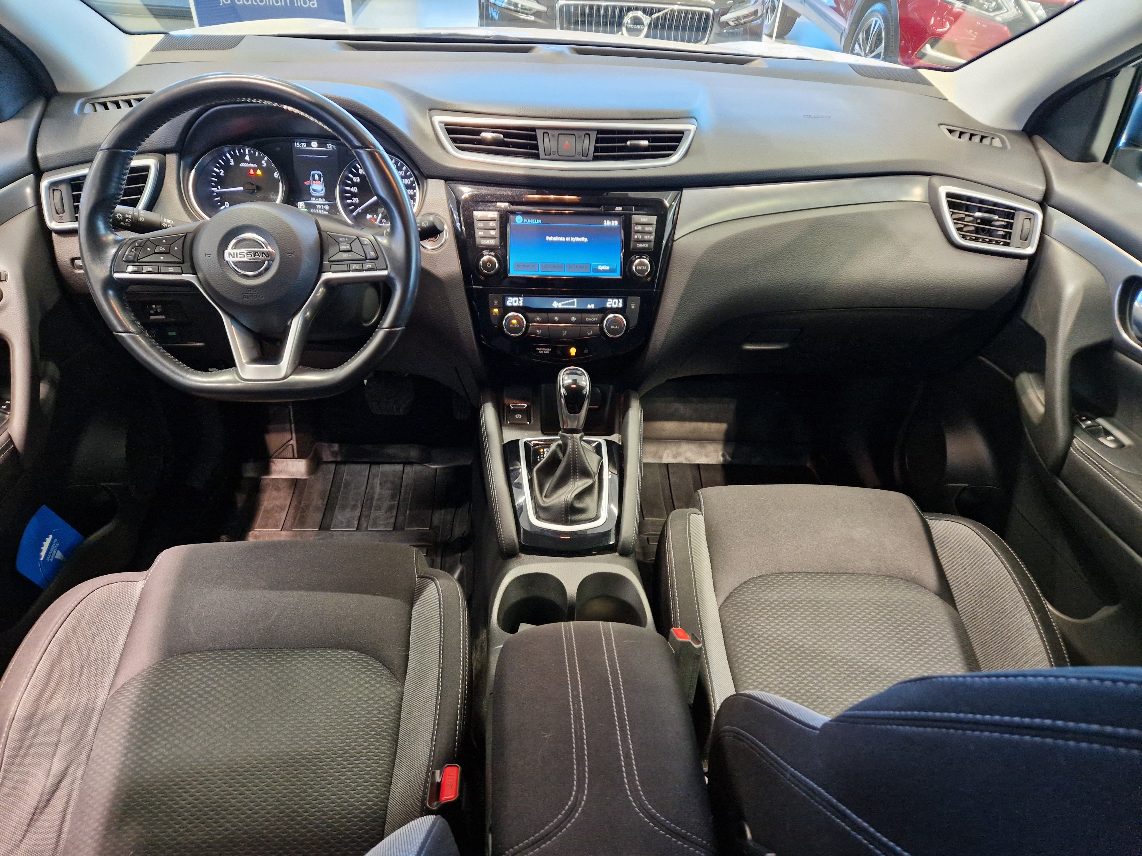 NISSAN Qashqai 2018