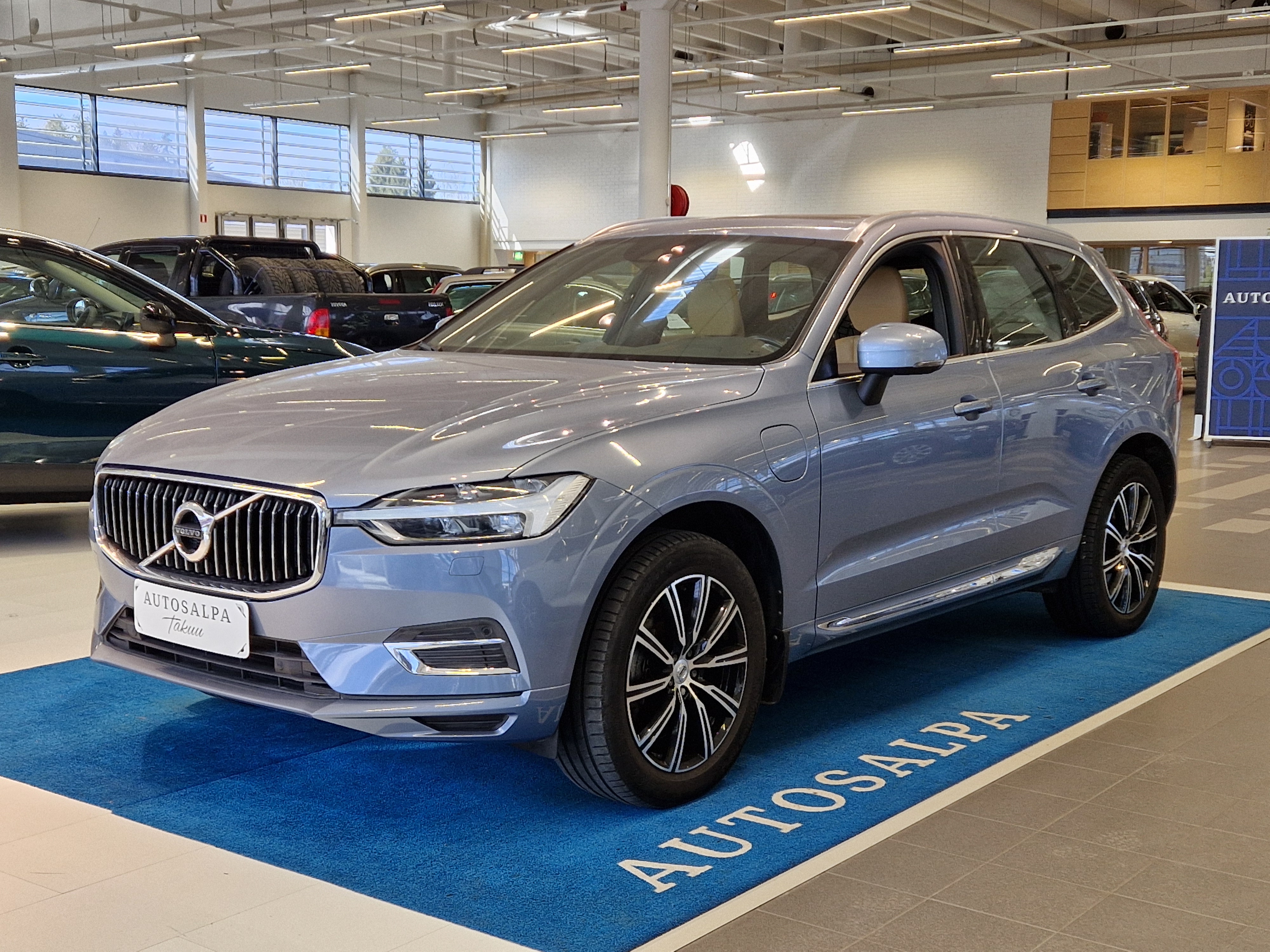 VOLVO XC60 2019