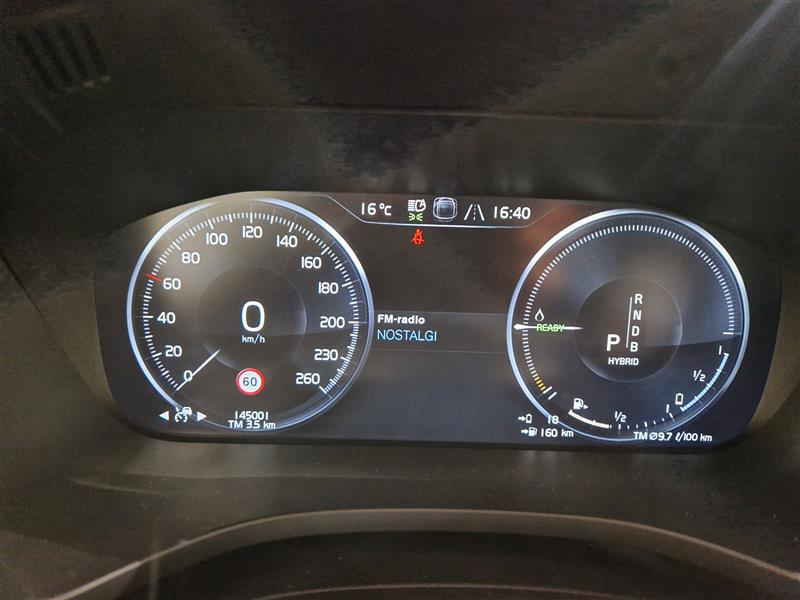 VOLVO XC60 2019