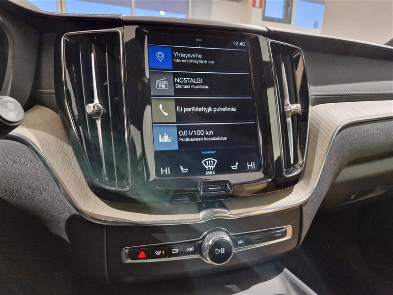 VOLVO XC60 2019