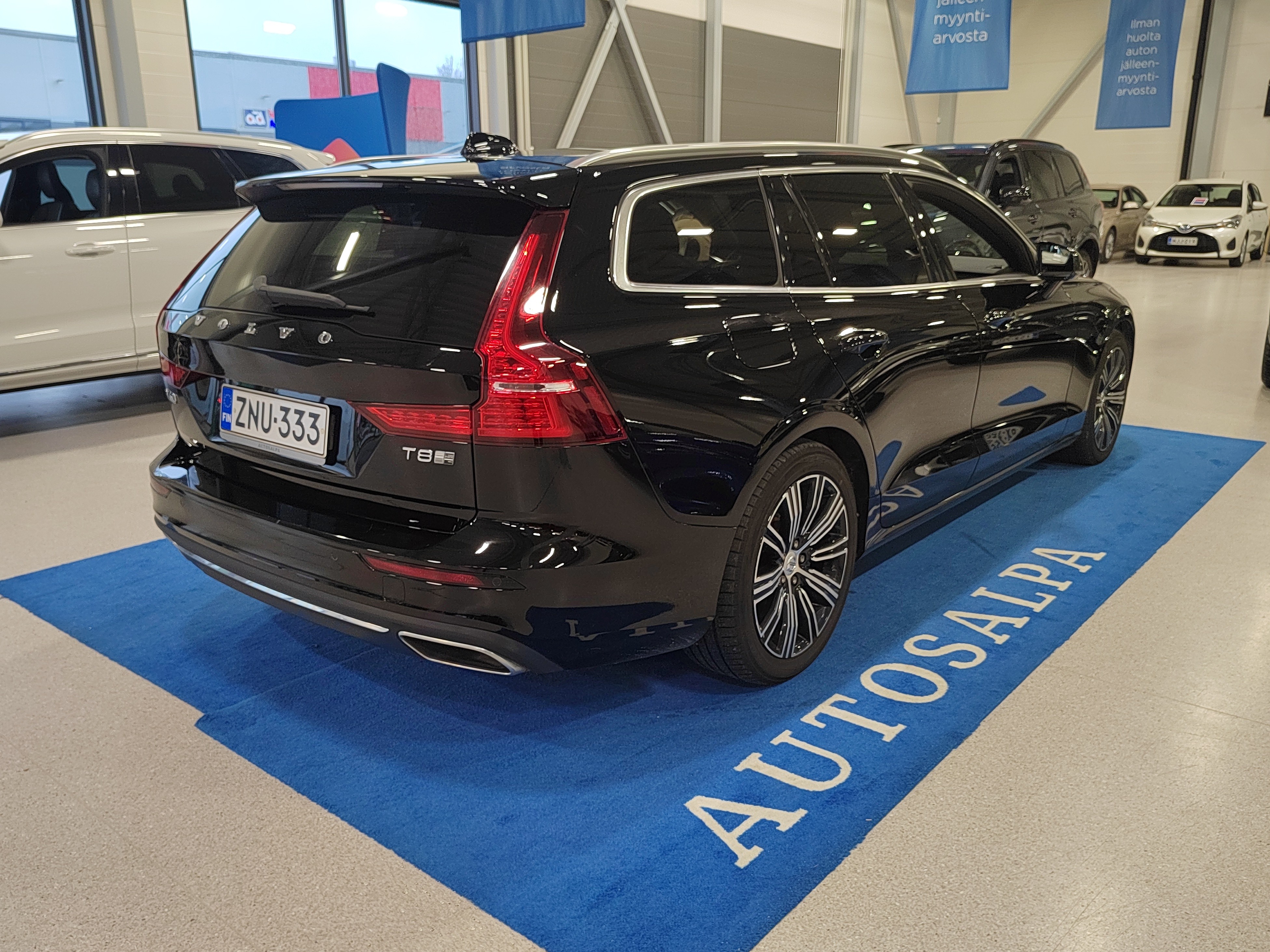 VOLVO V60 2019