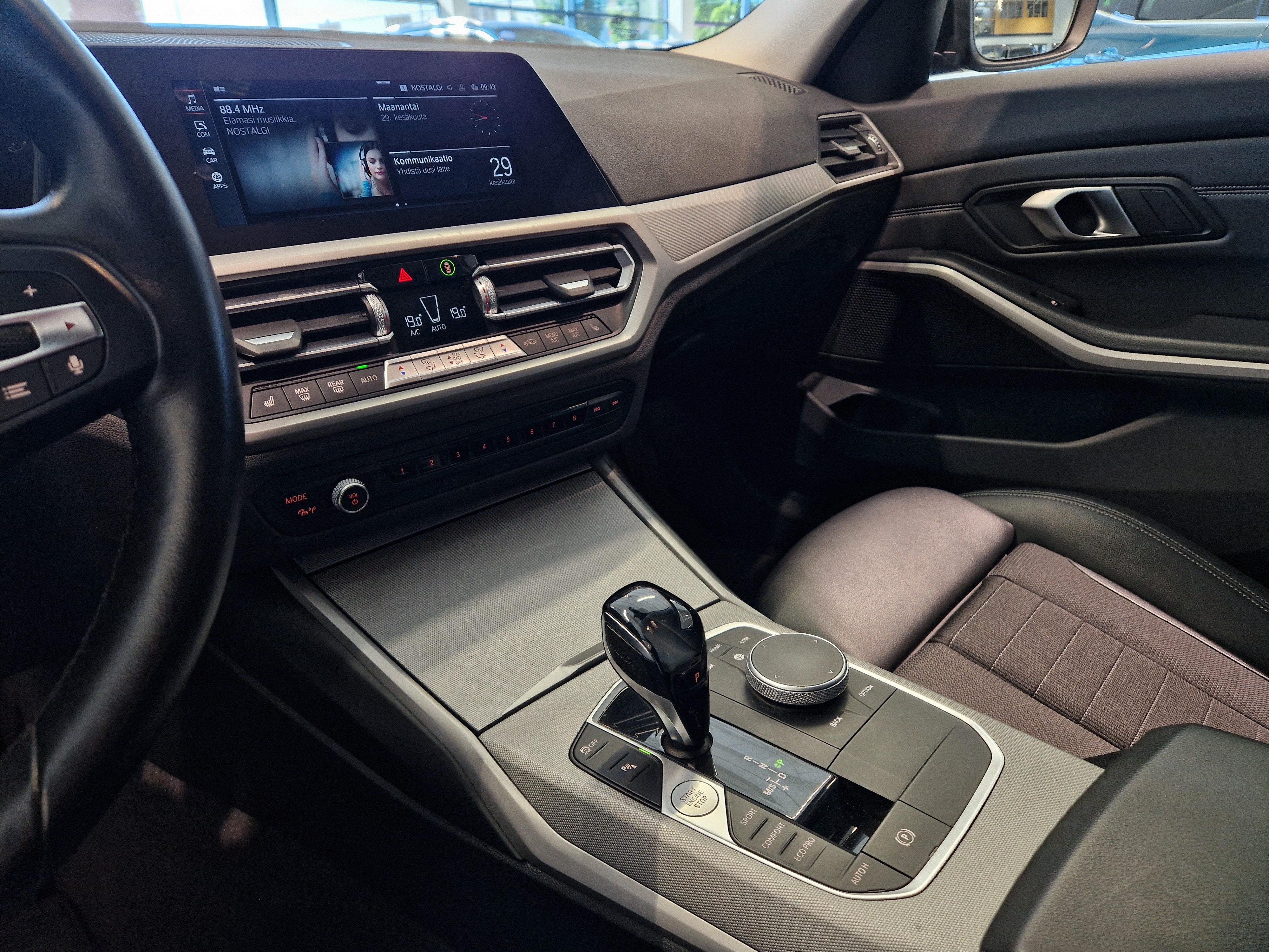 BMW 320 2021