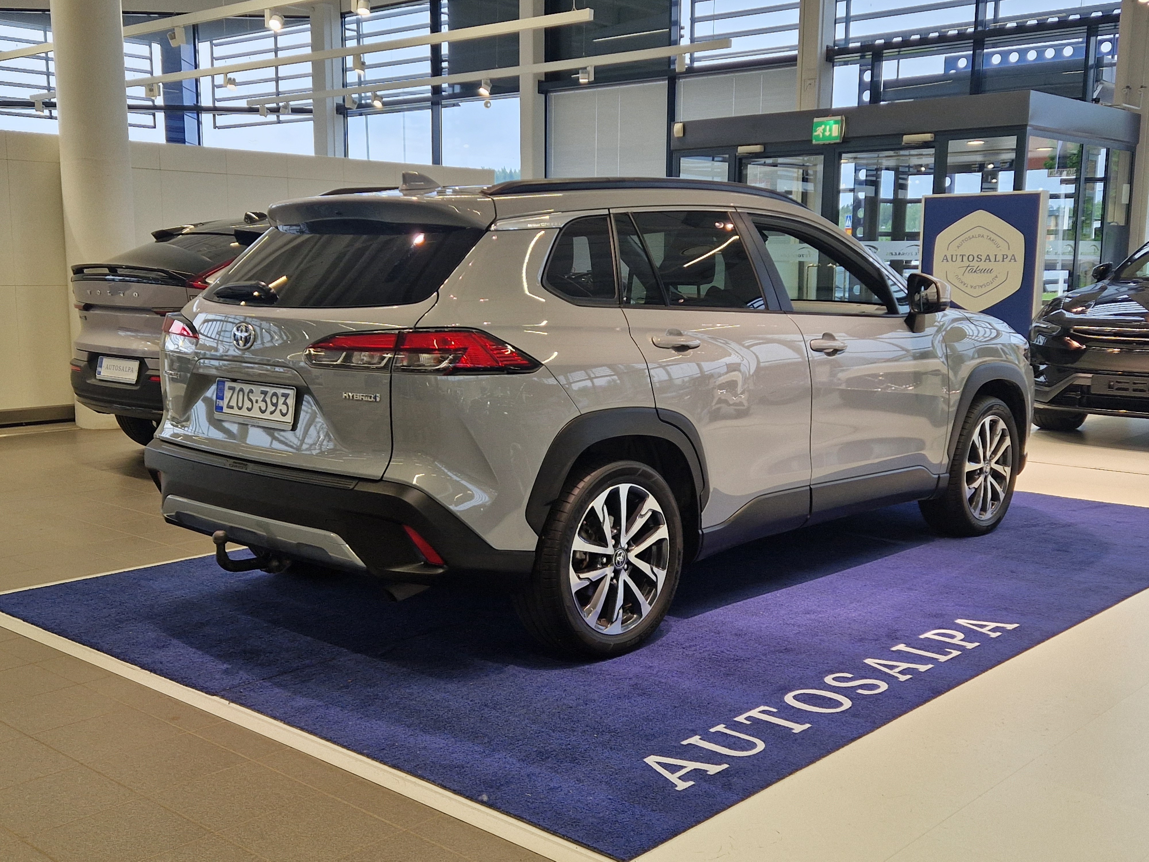 TOYOTA Corolla Cross 2023