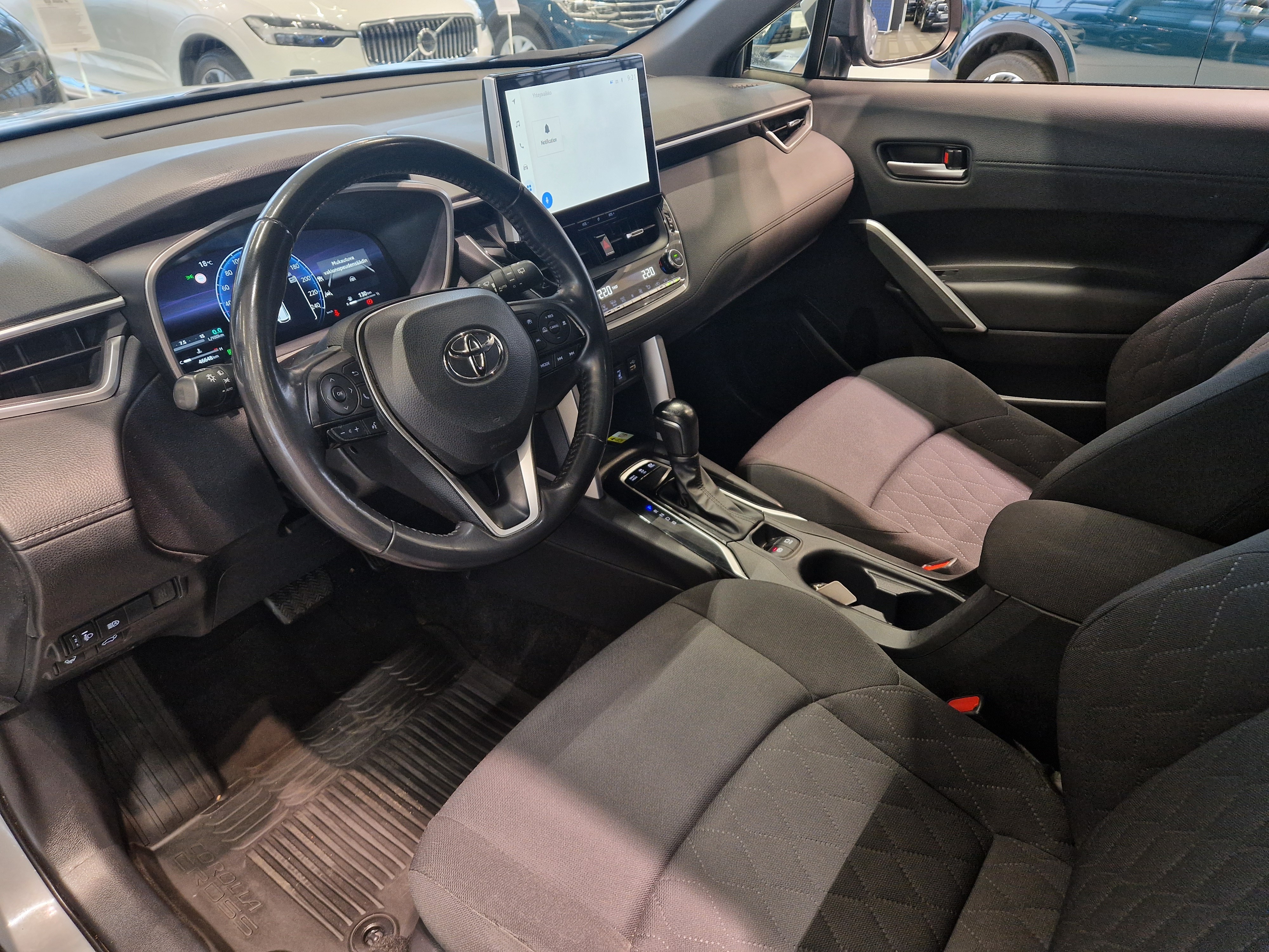 TOYOTA Corolla Cross 2023
