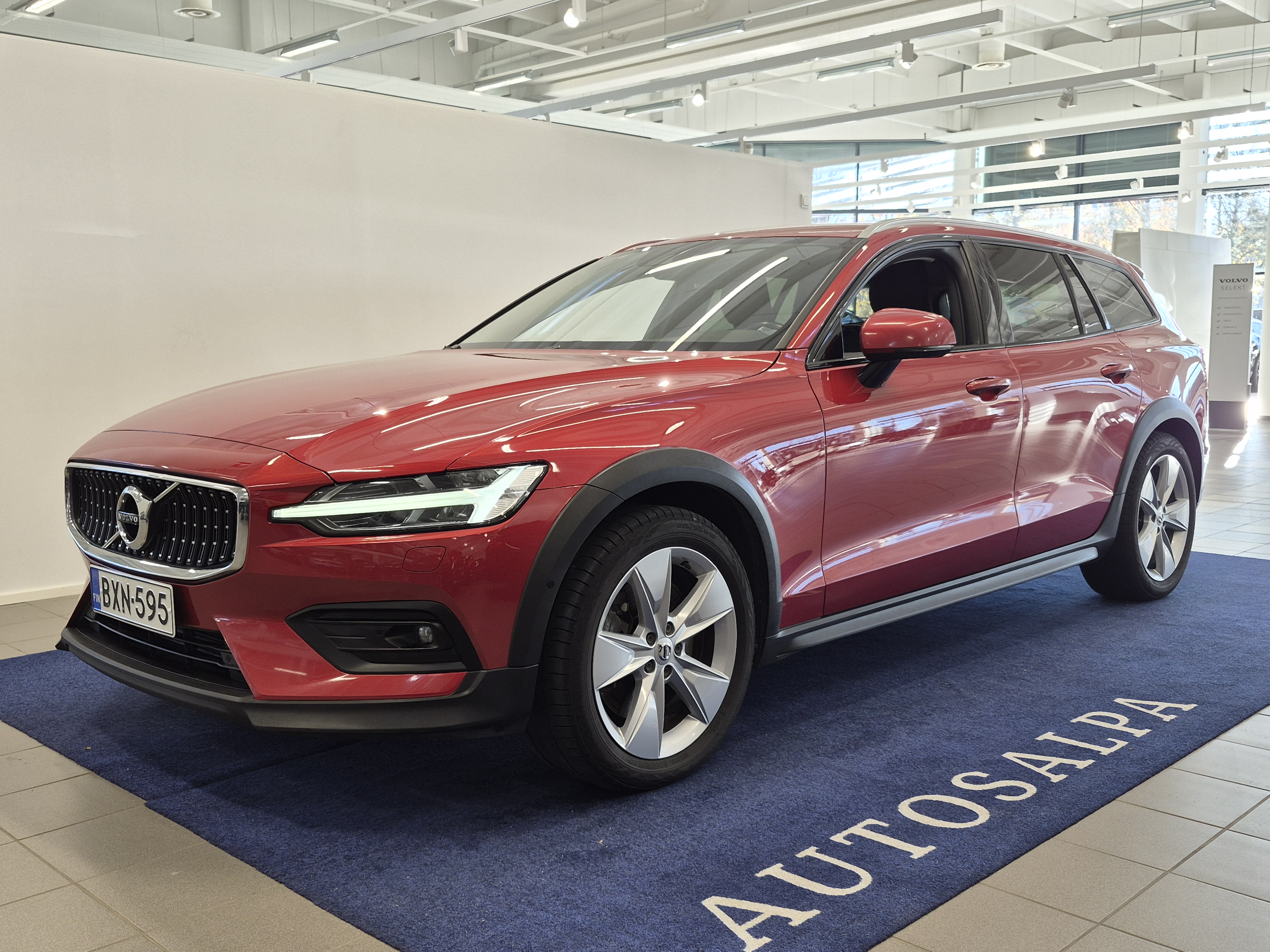 VOLVO V60 Cross Country 2019