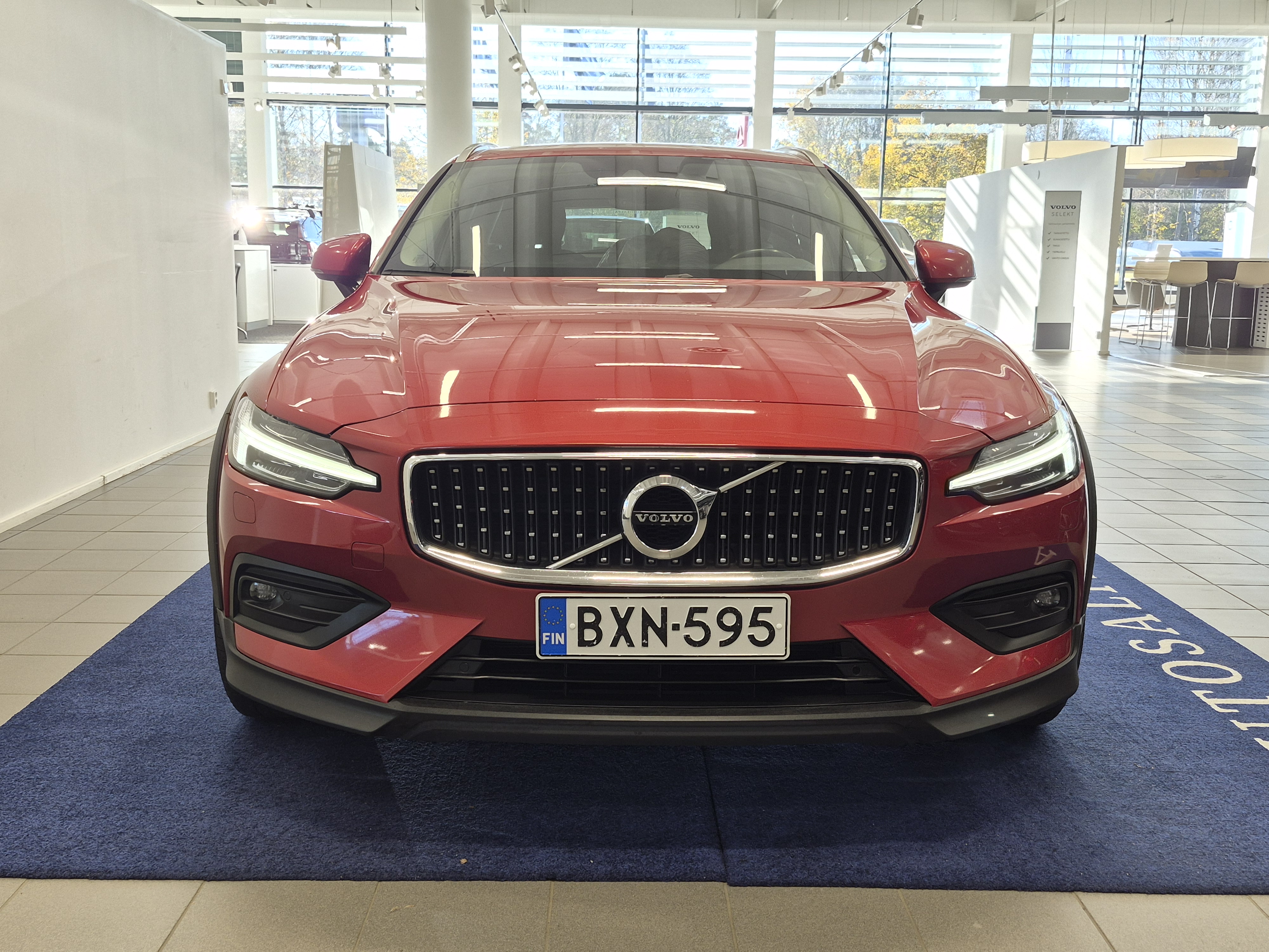 VOLVO V60 Cross Country 2019