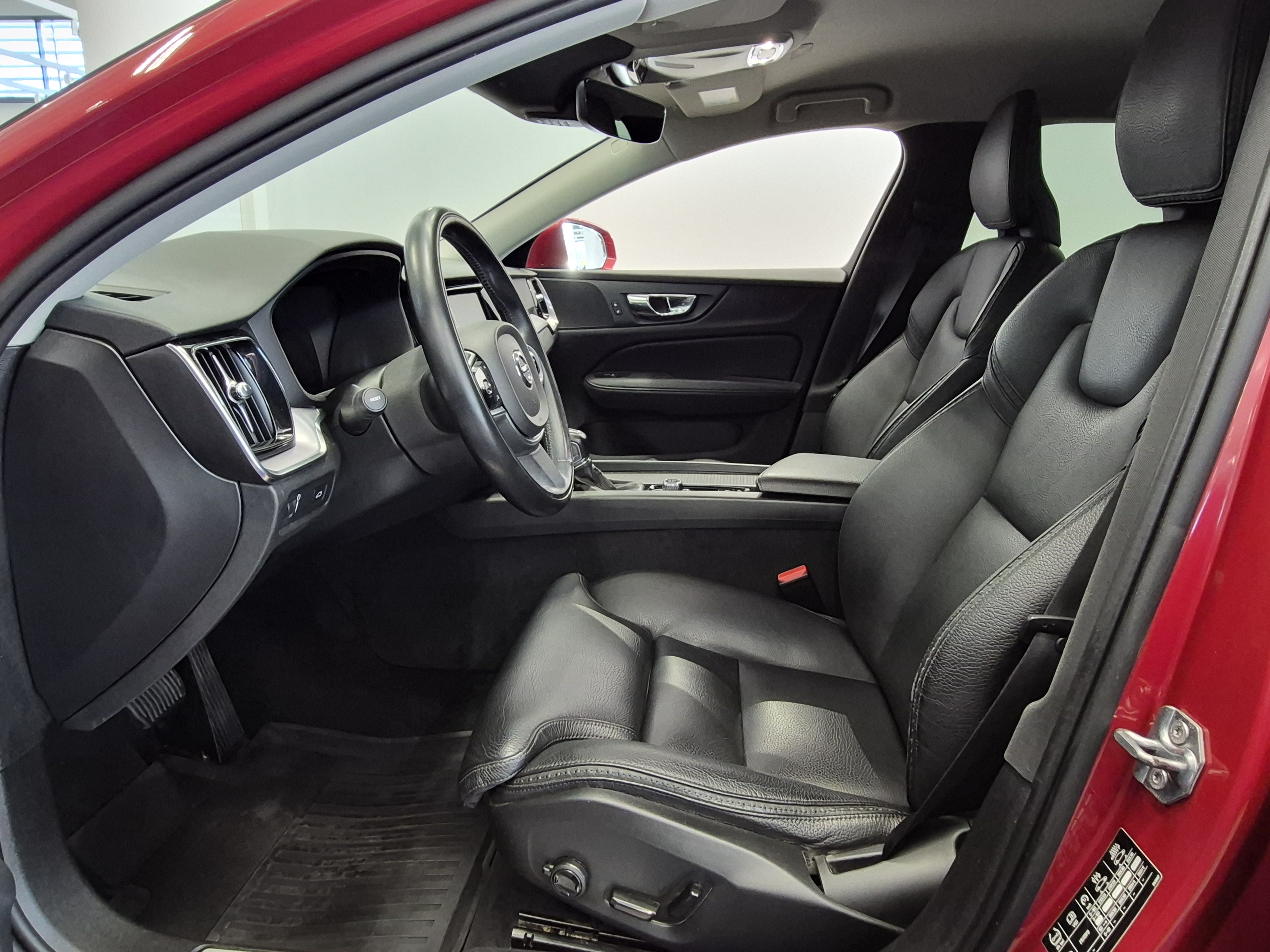 VOLVO V60 Cross Country 2019