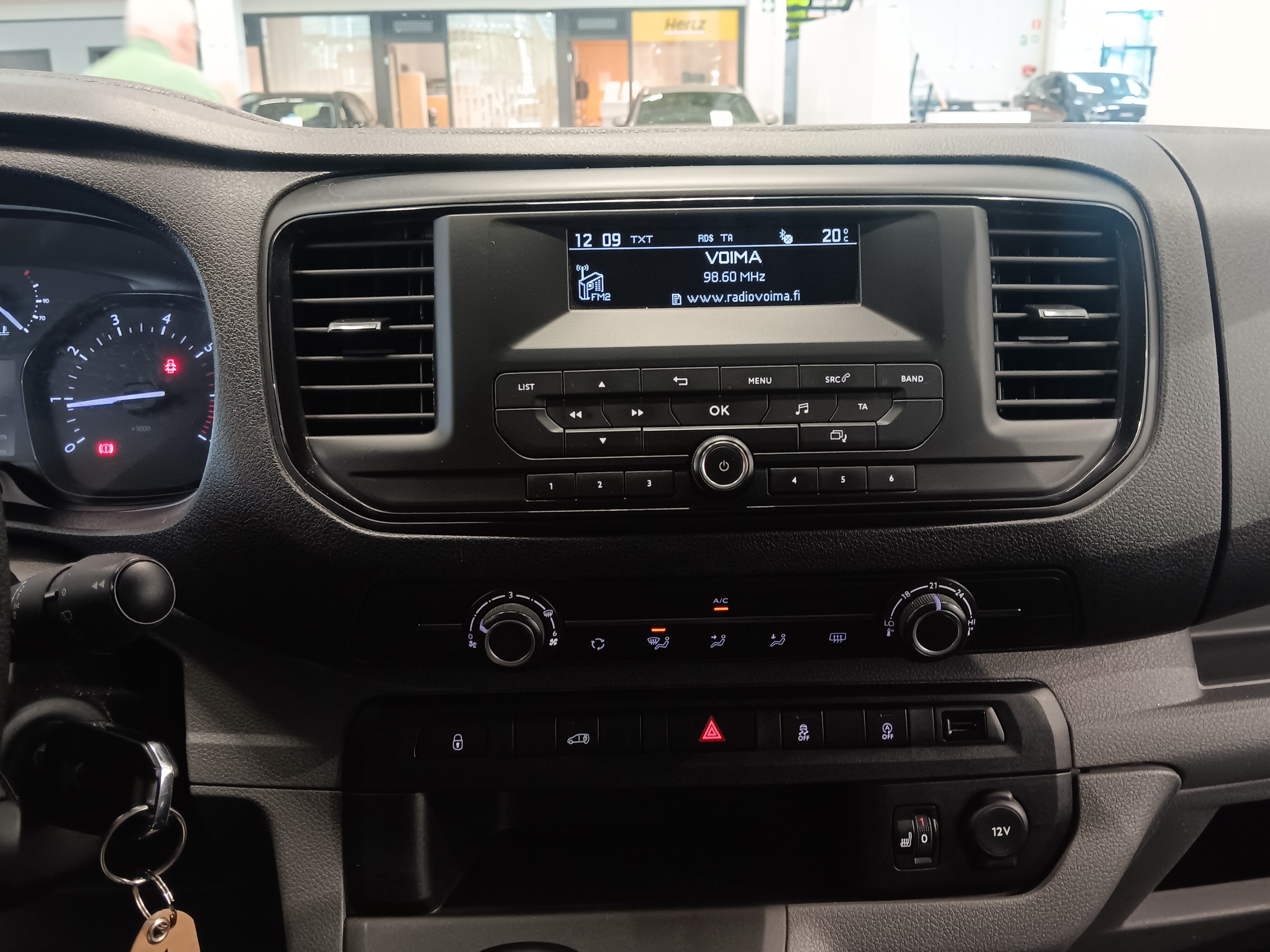 PEUGEOT Expert 2016