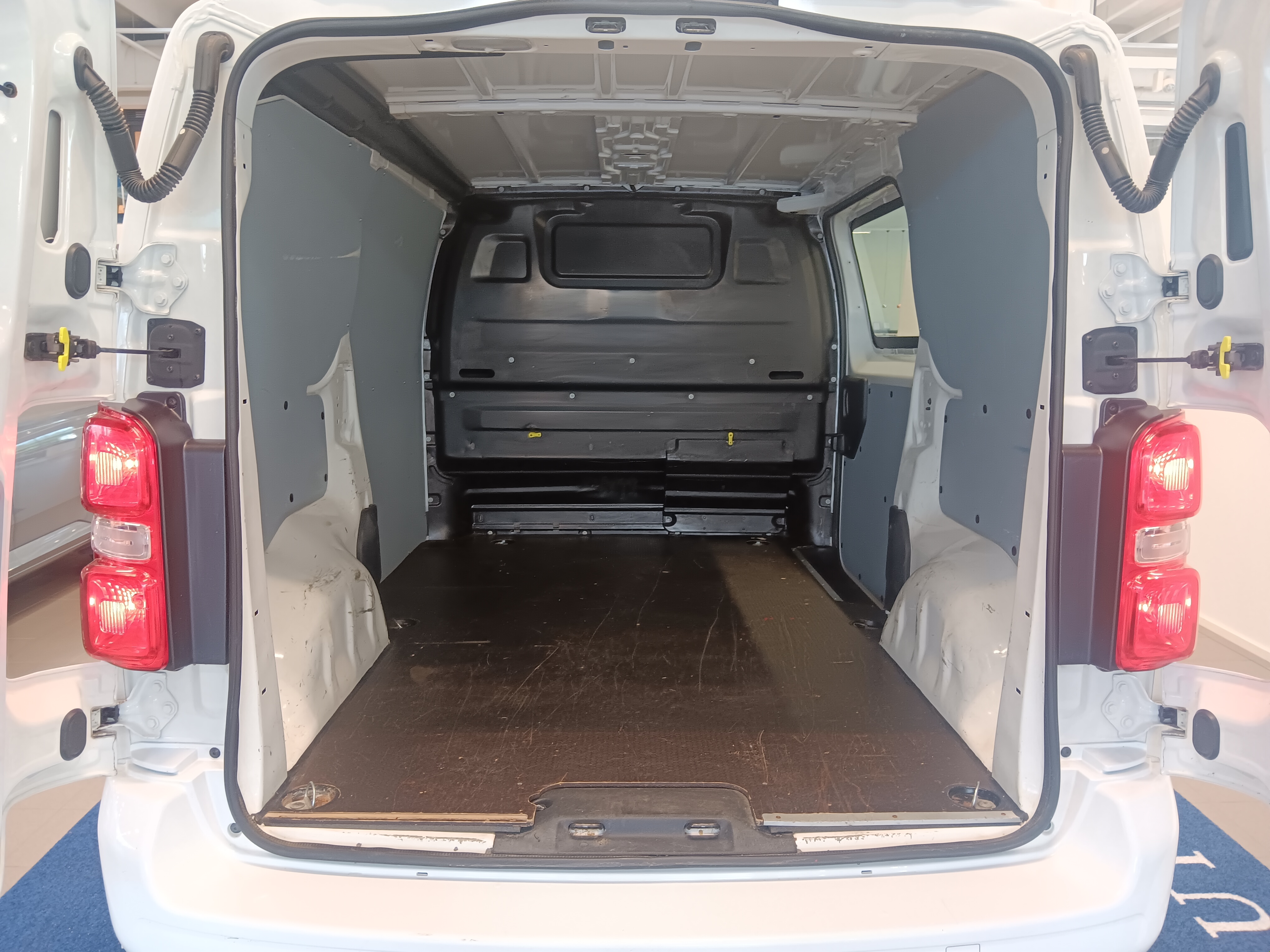 PEUGEOT Expert 2016