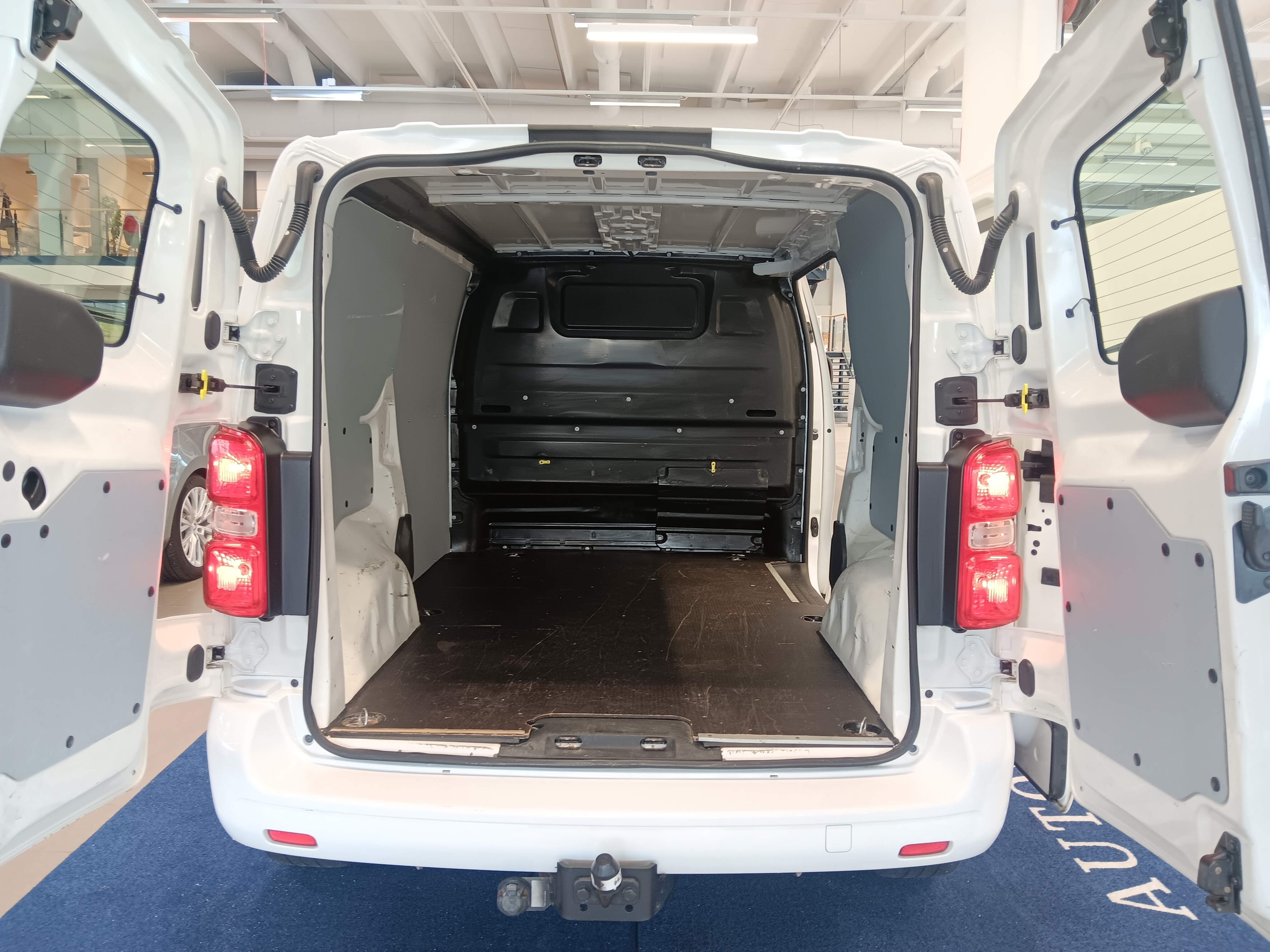PEUGEOT Expert 2016