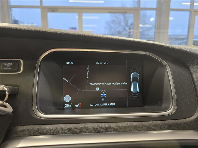 VOLVO V40 Cross Country 2016