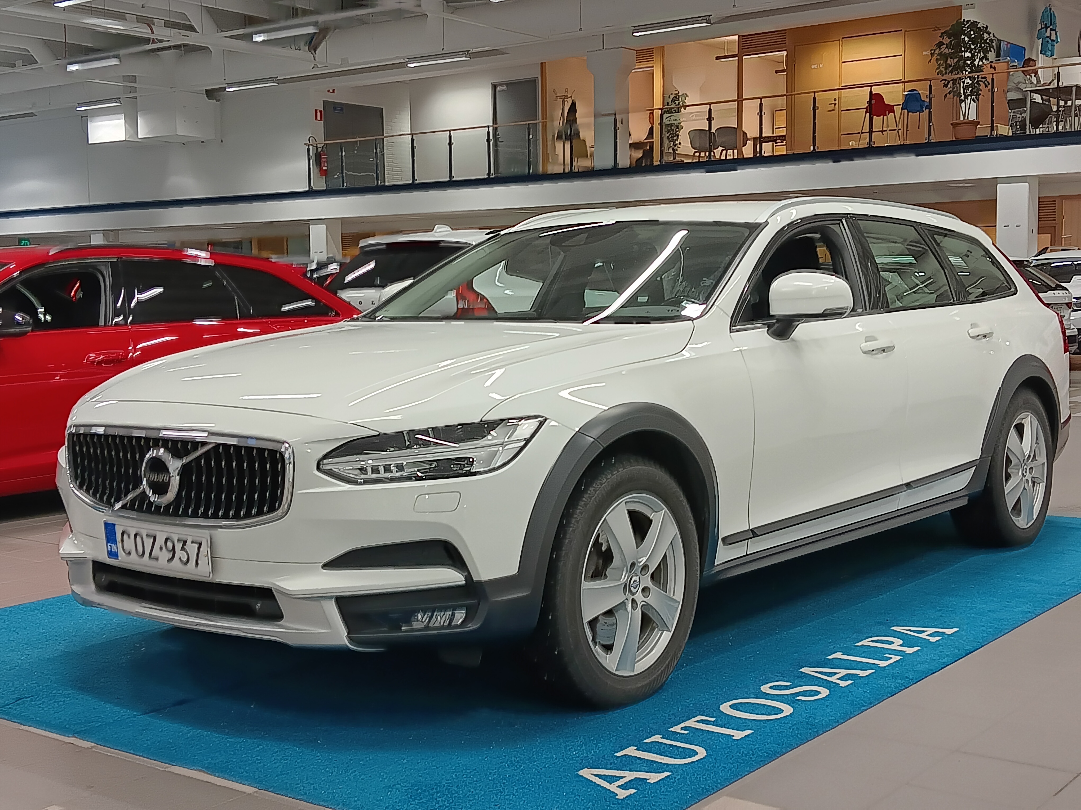 VOLVO V90 Cross Country 2018
