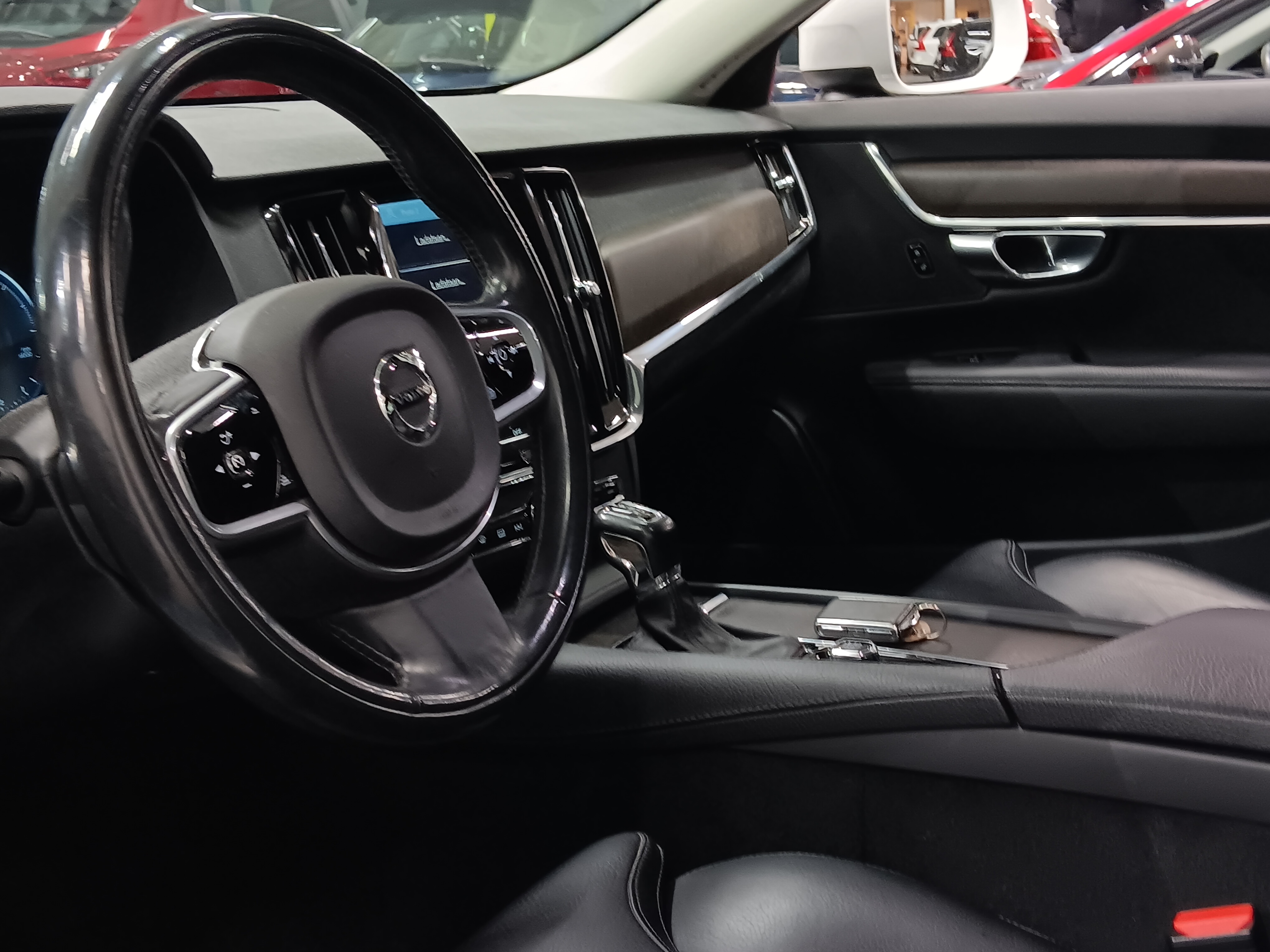 VOLVO V90 Cross Country 2018