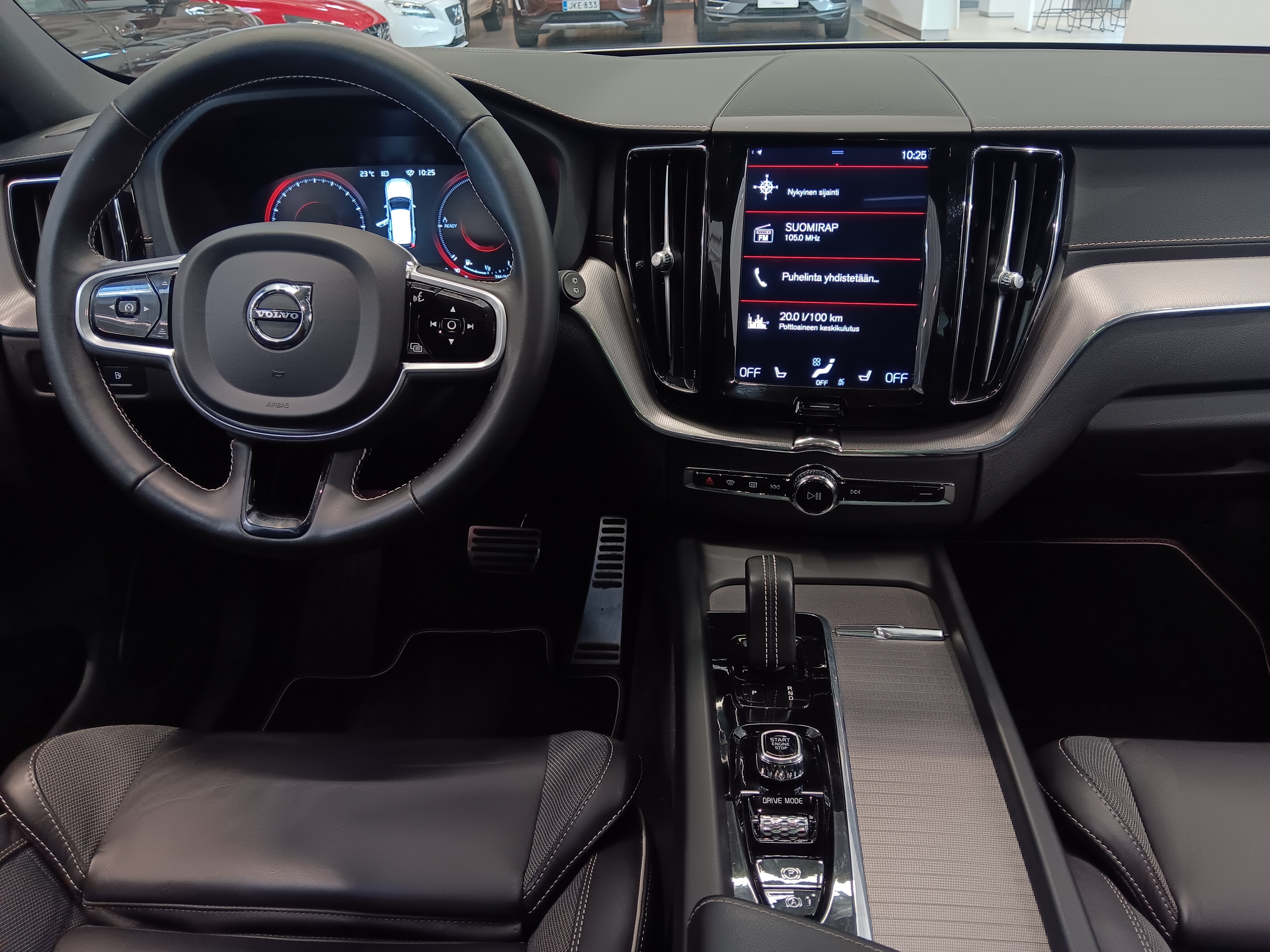 VOLVO XC60 2021