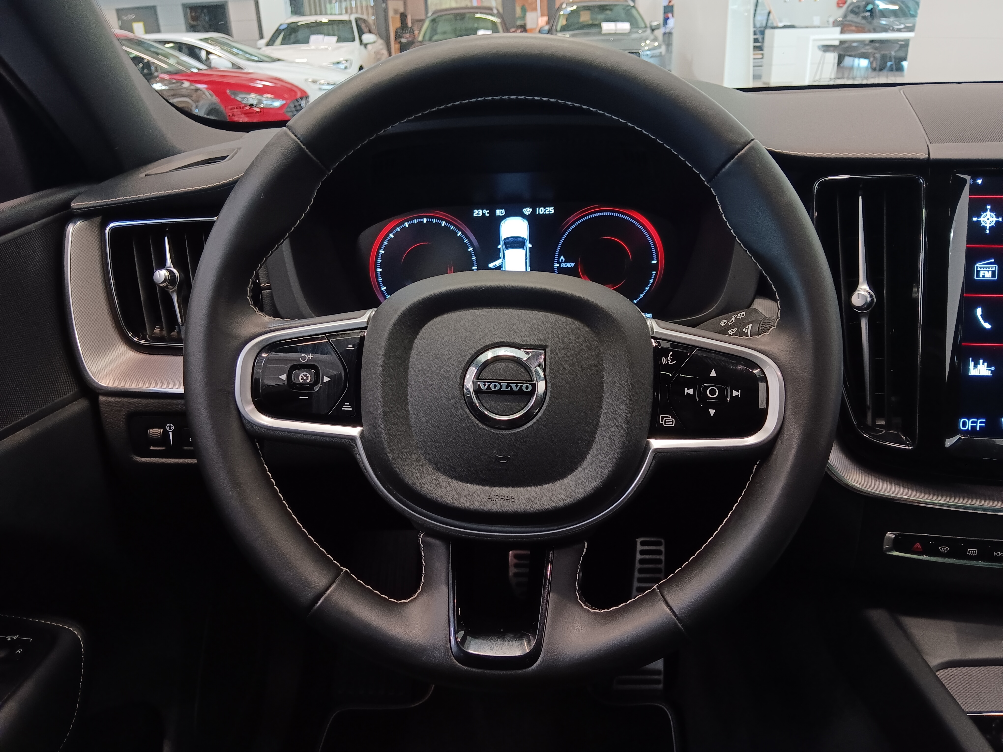 VOLVO XC60 2021