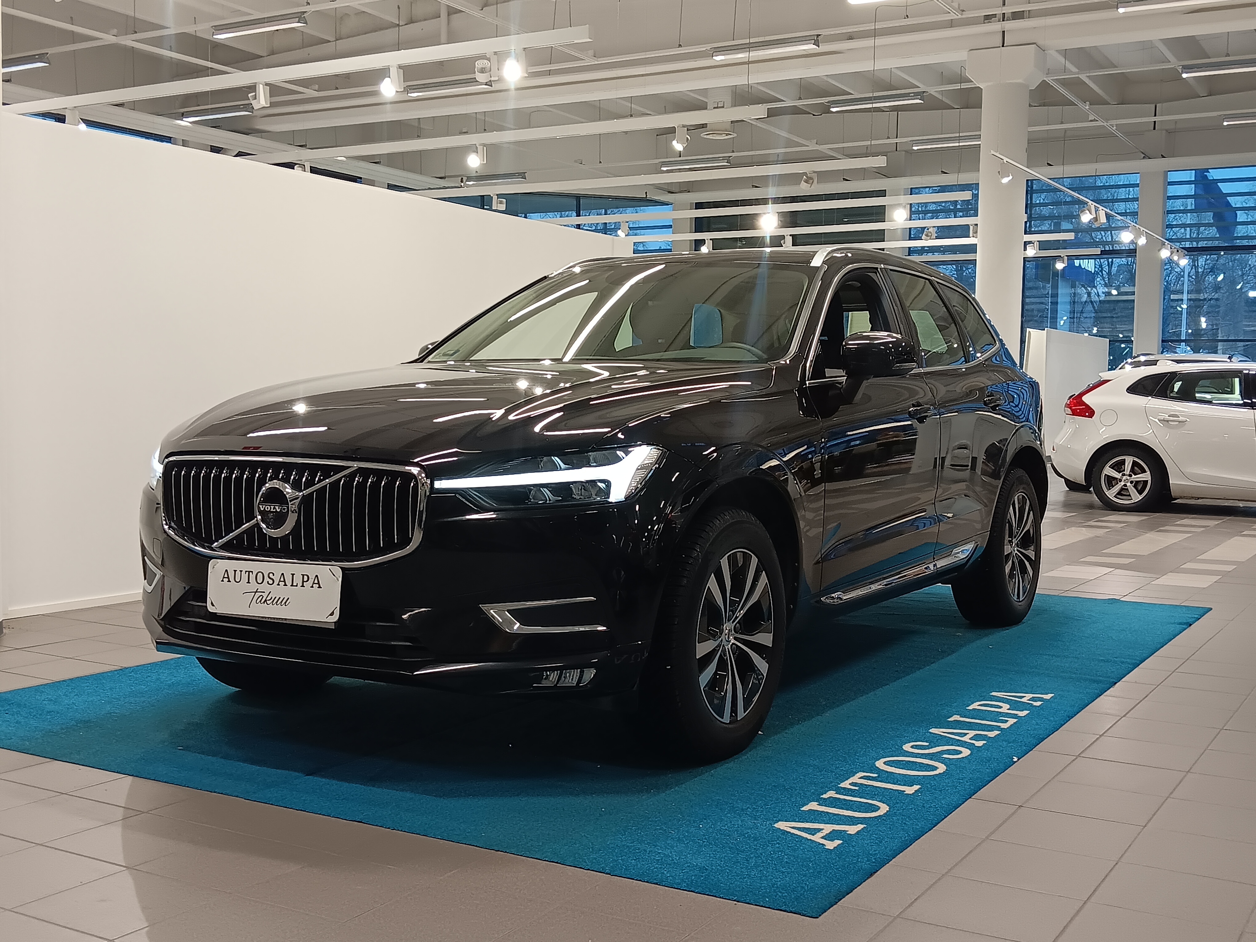 VOLVO XC60 2021