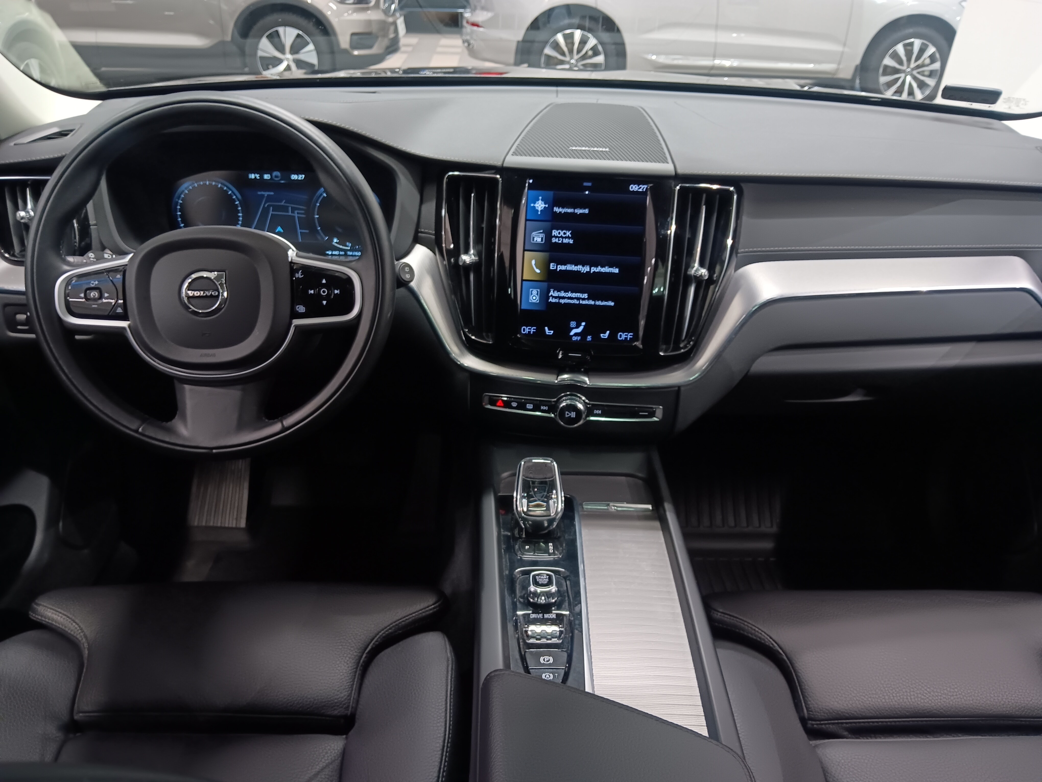 VOLVO XC60 2021