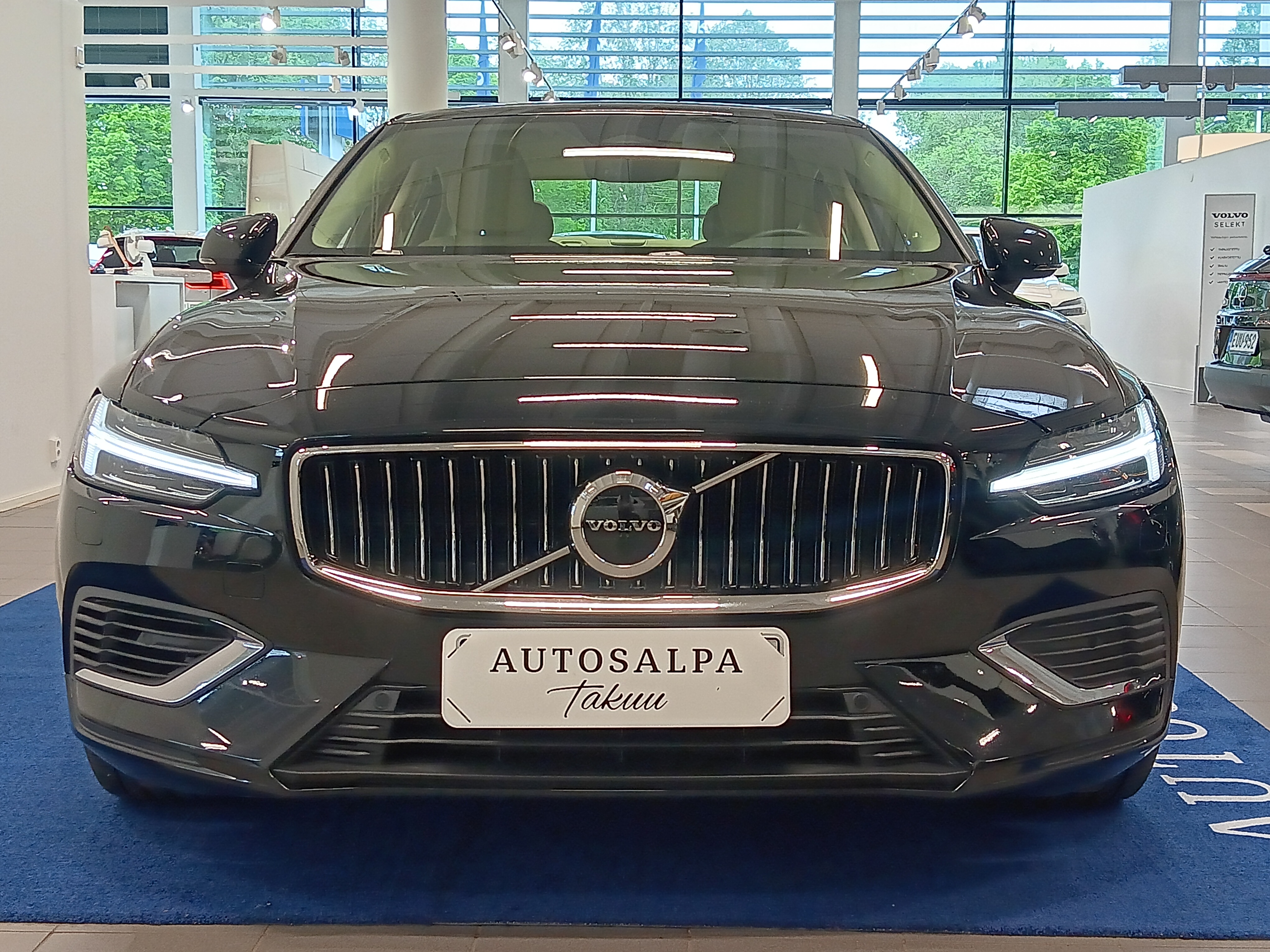 VOLVO S60 2023