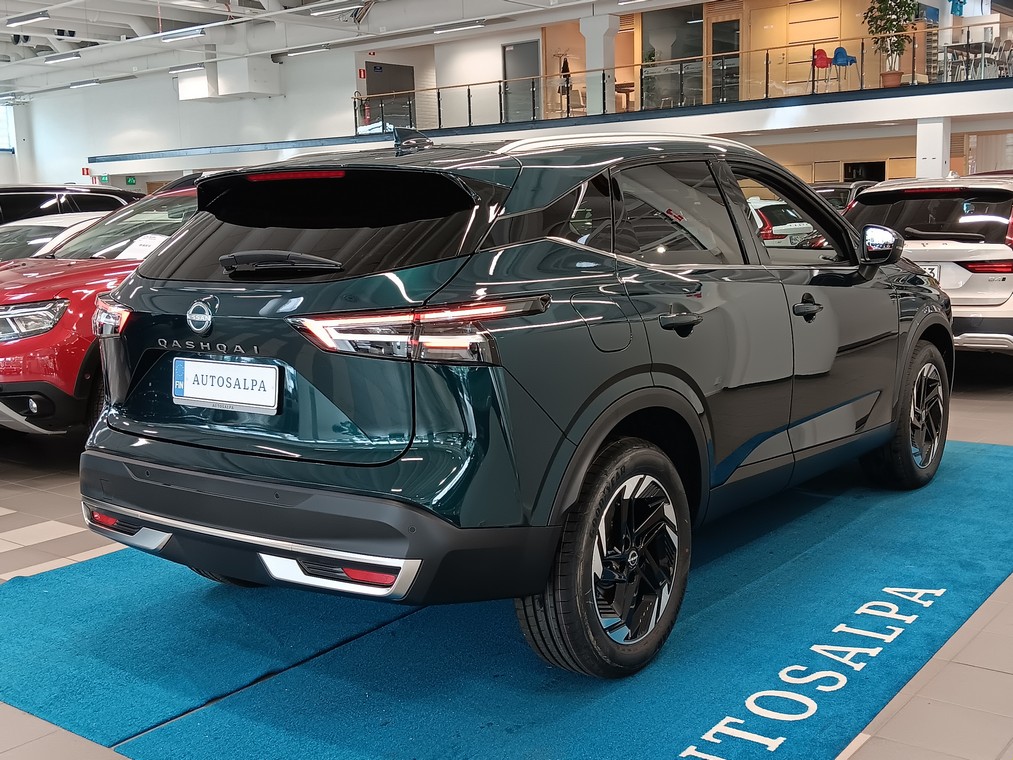 NISSAN Qashqai 2024