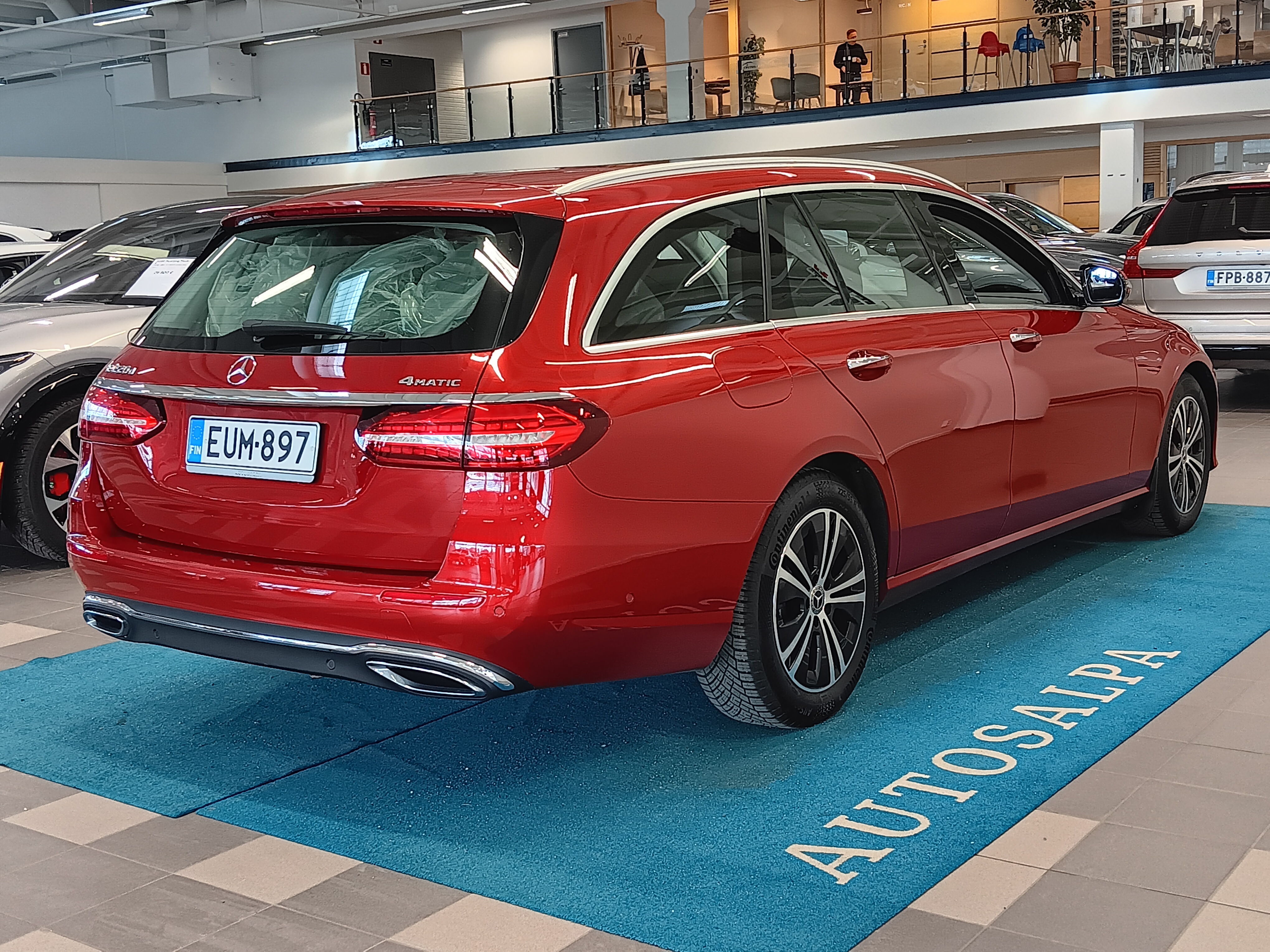 MERCEDES-BENZ E 2023