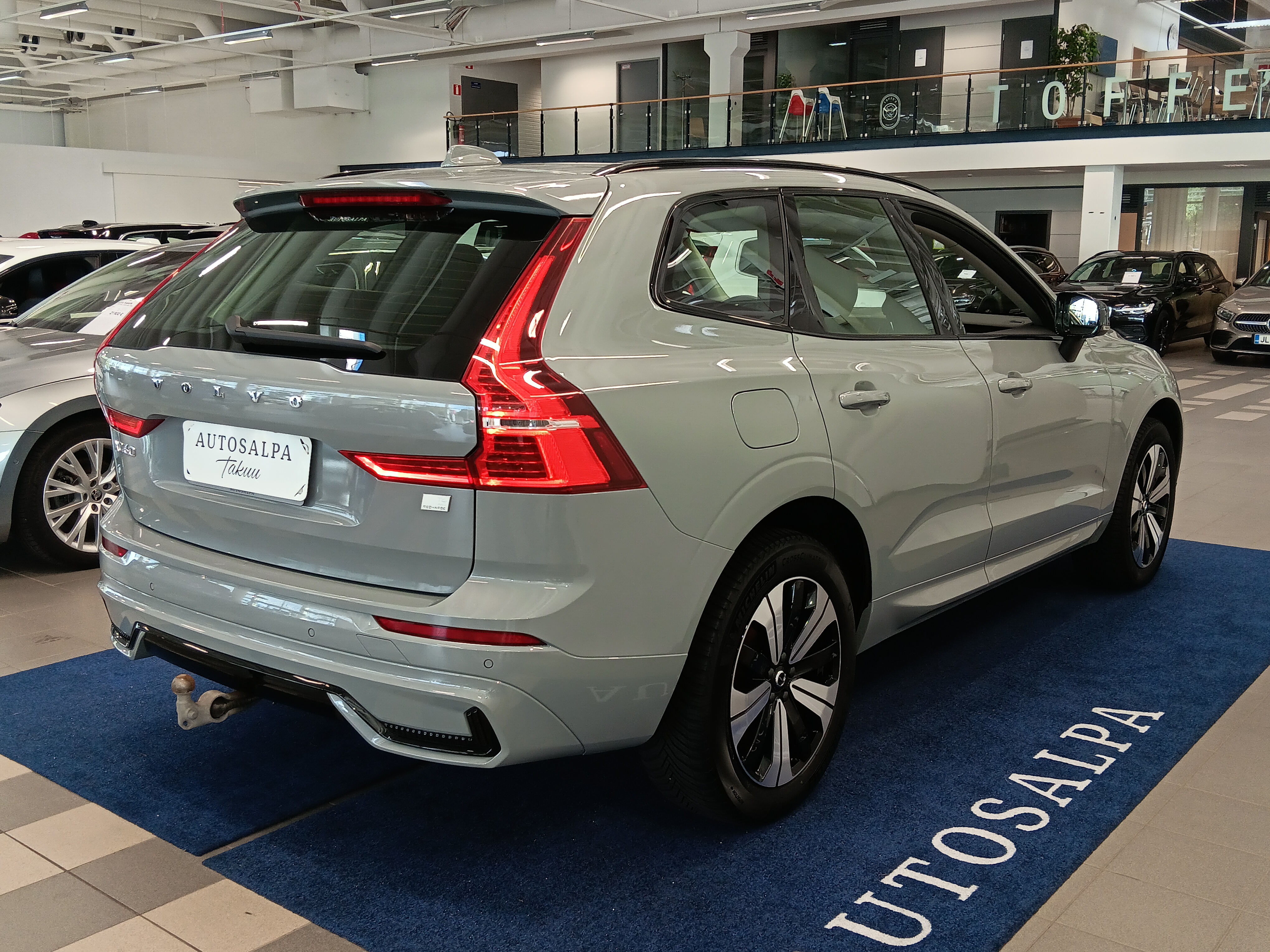 VOLVO XC60 2024