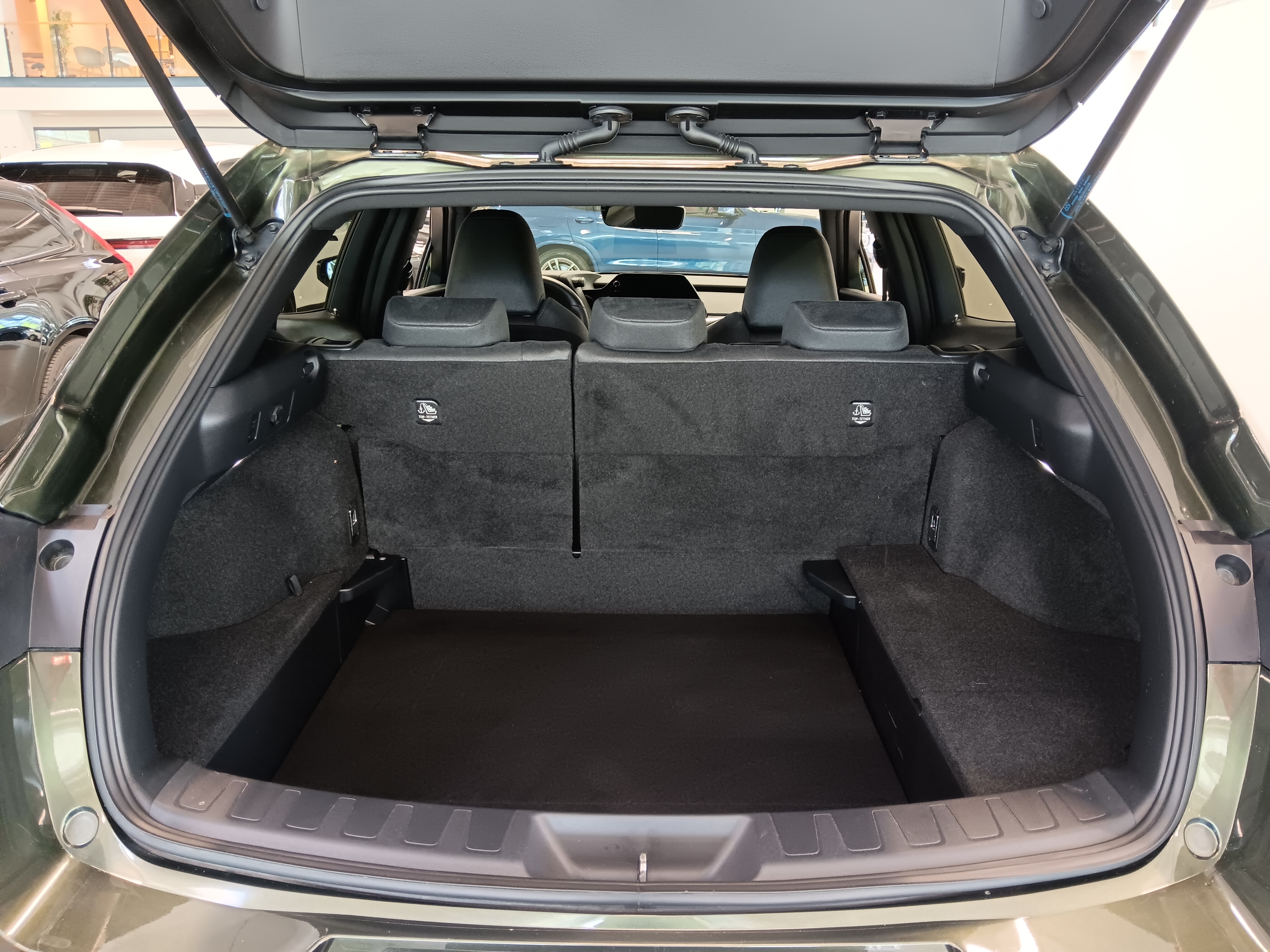 LEXUS UX 2023