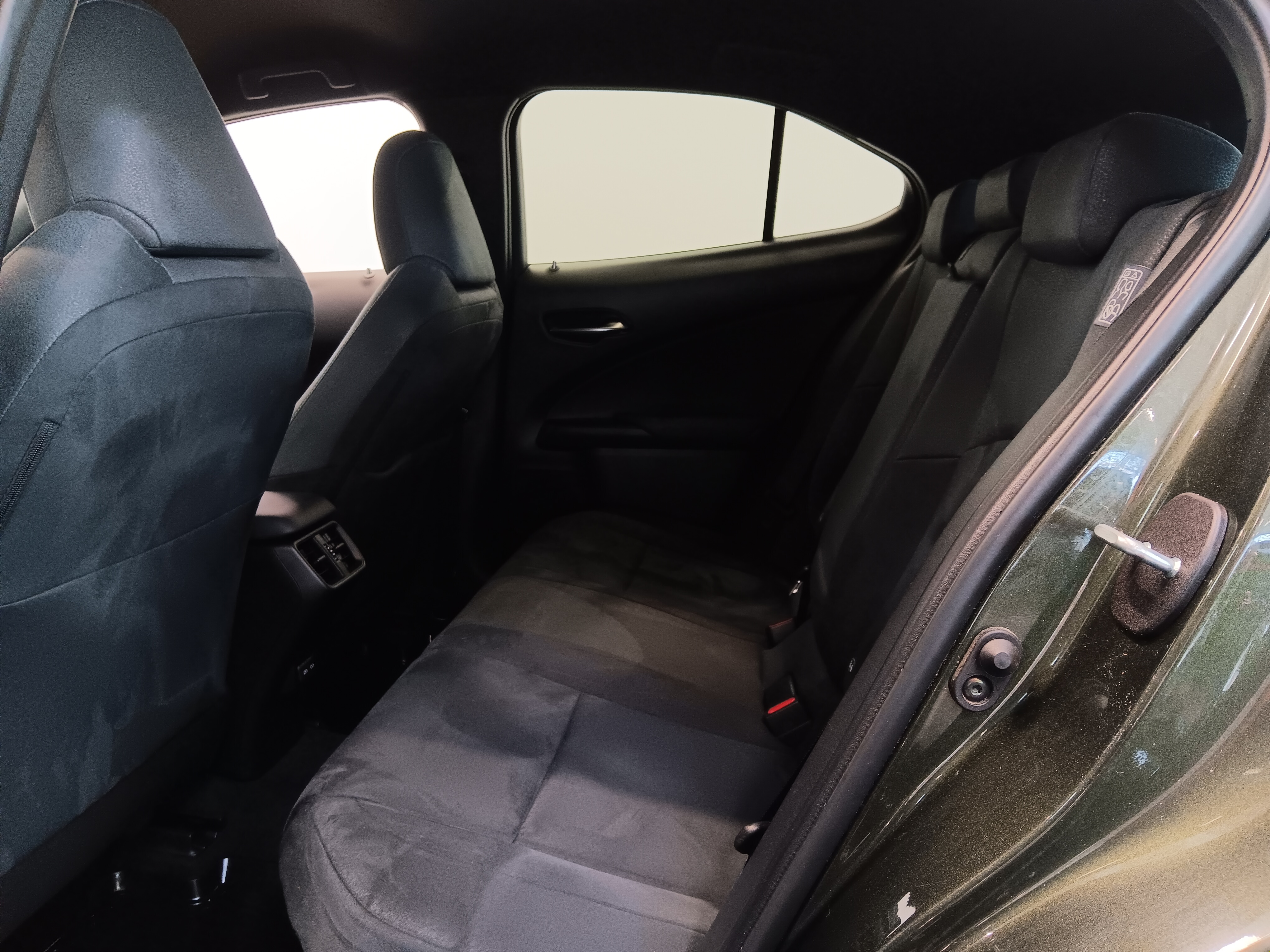 LEXUS UX 2023