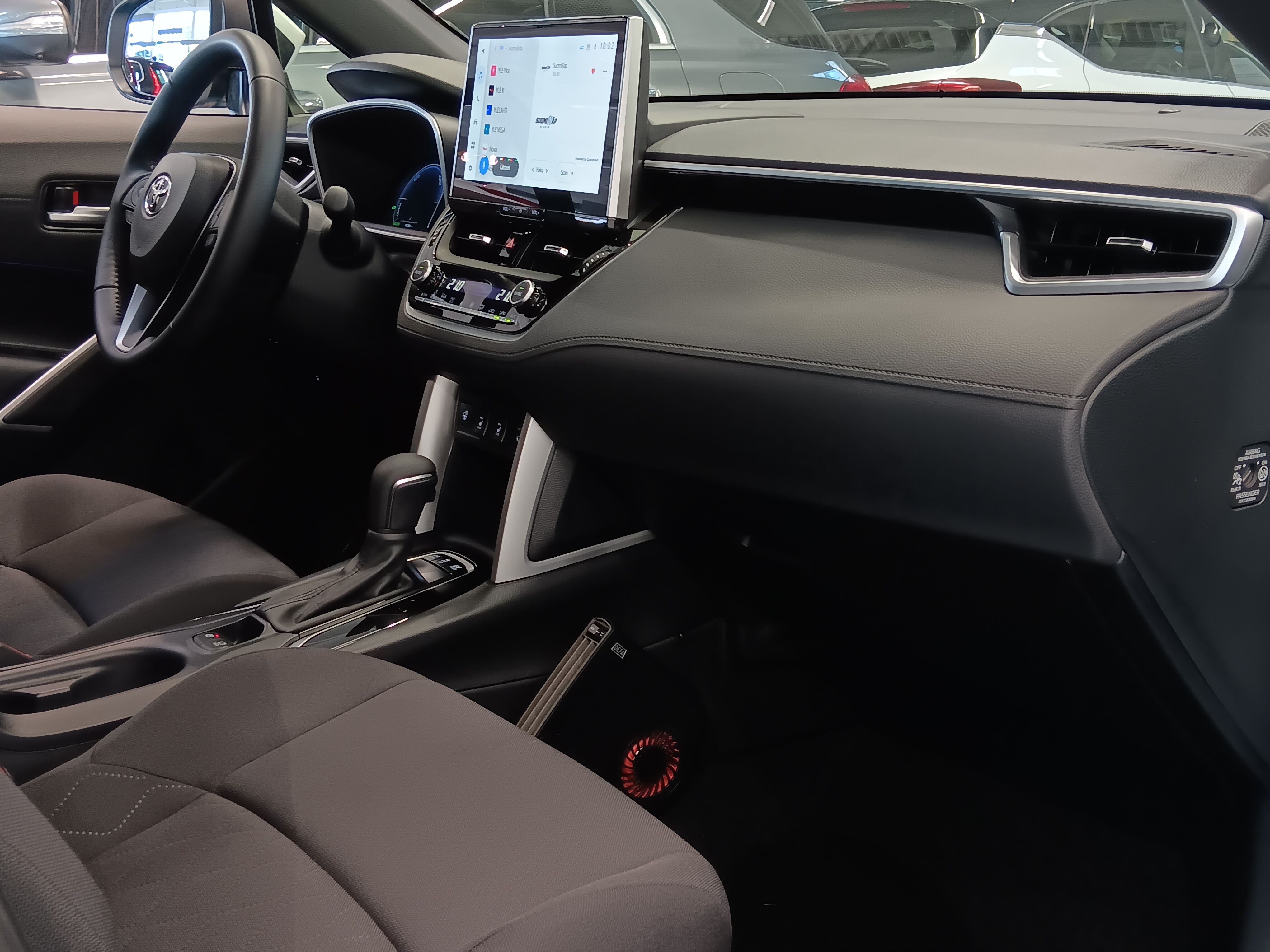 TOYOTA Corolla Cross 2024