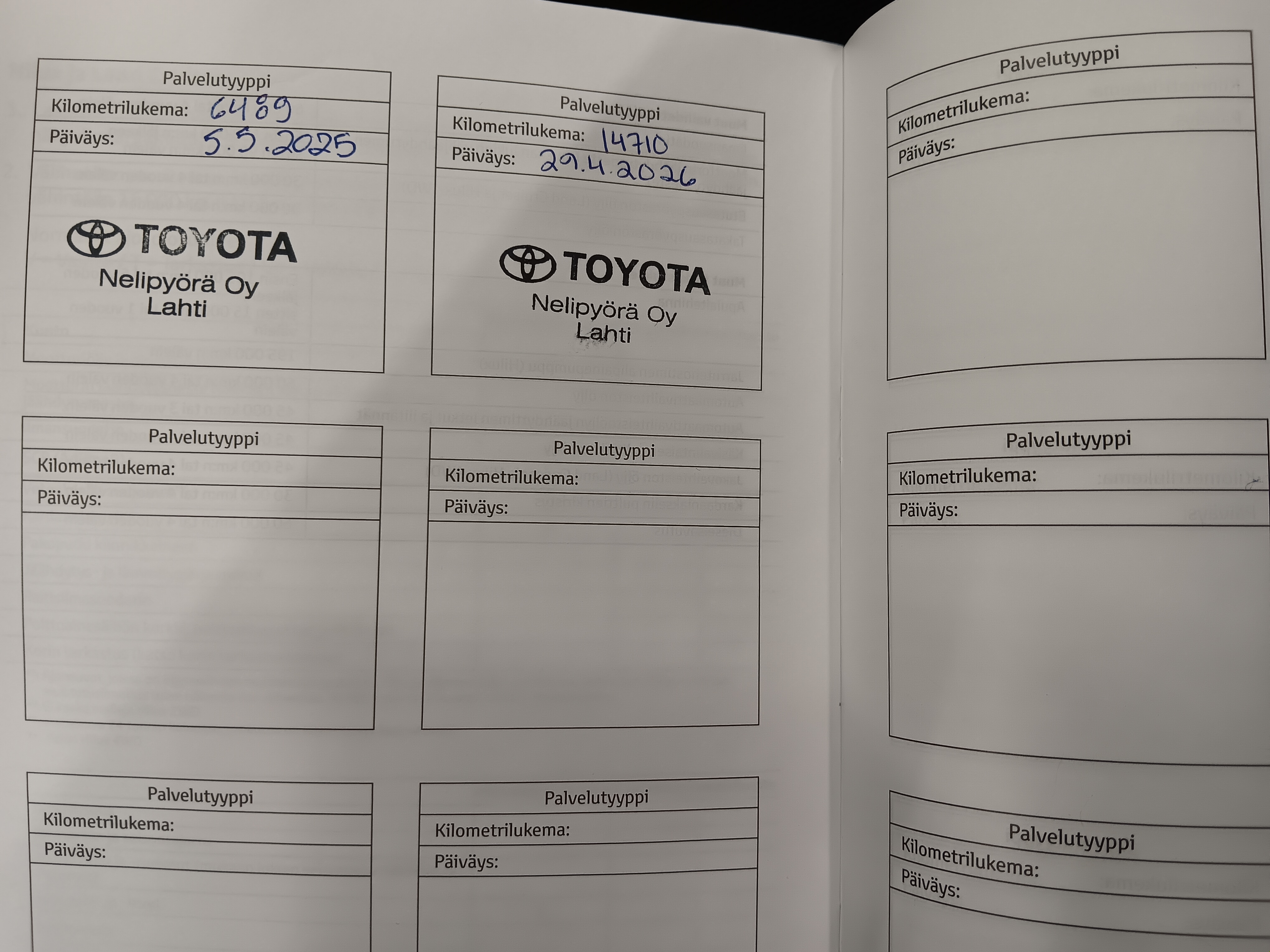 TOYOTA Corolla Cross 2024