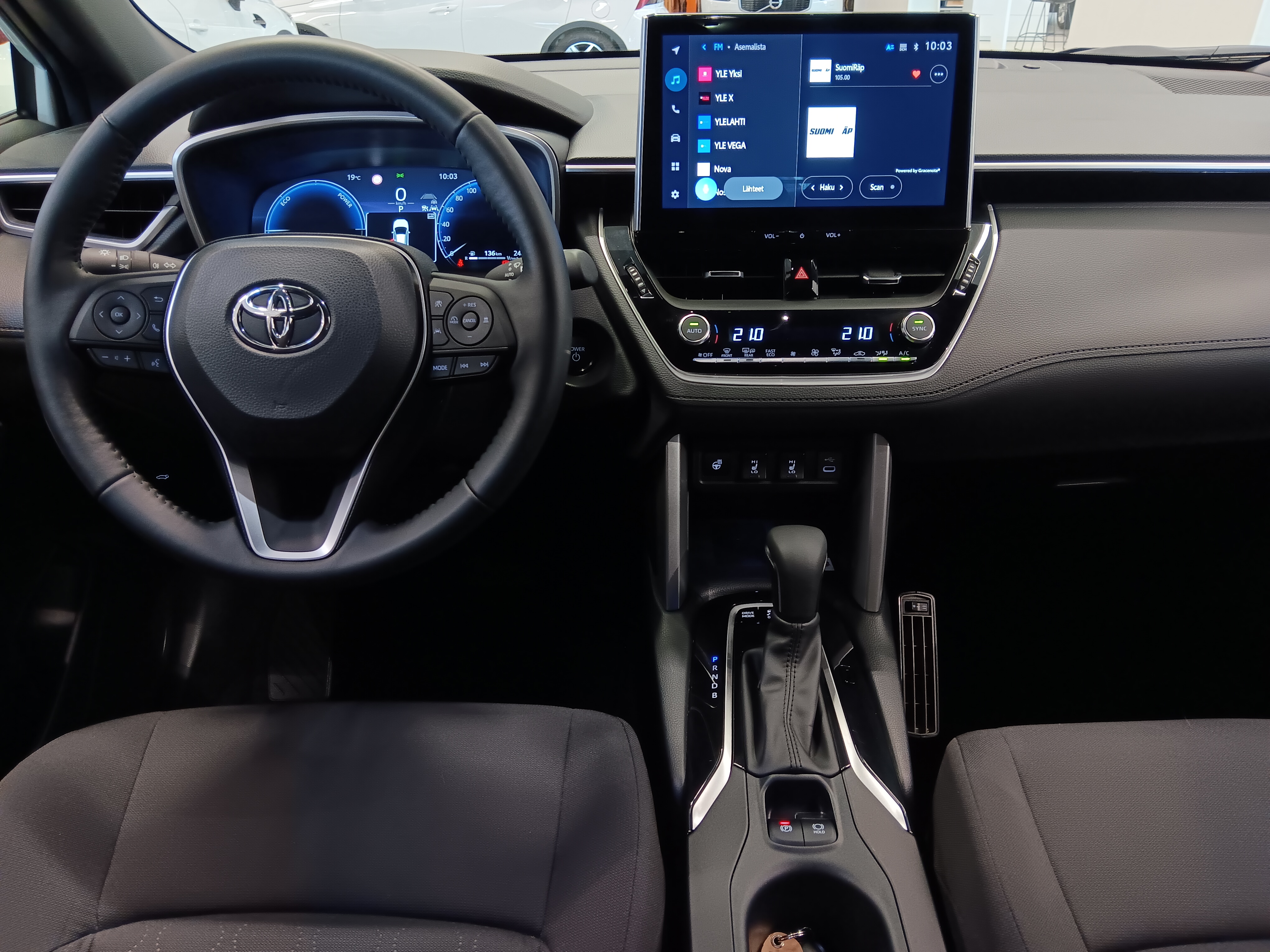 TOYOTA Corolla Cross 2024