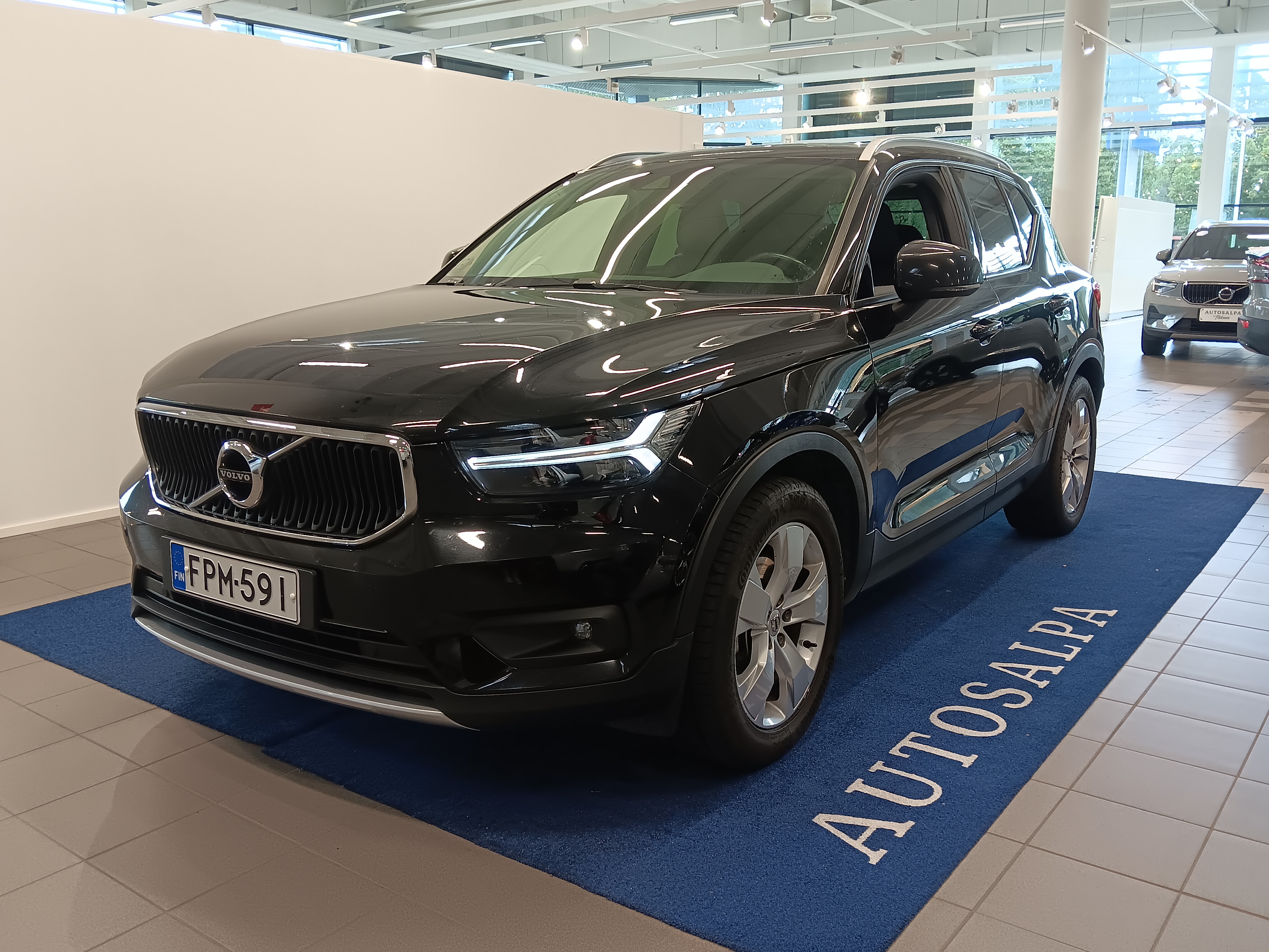VOLVO XC40 2021