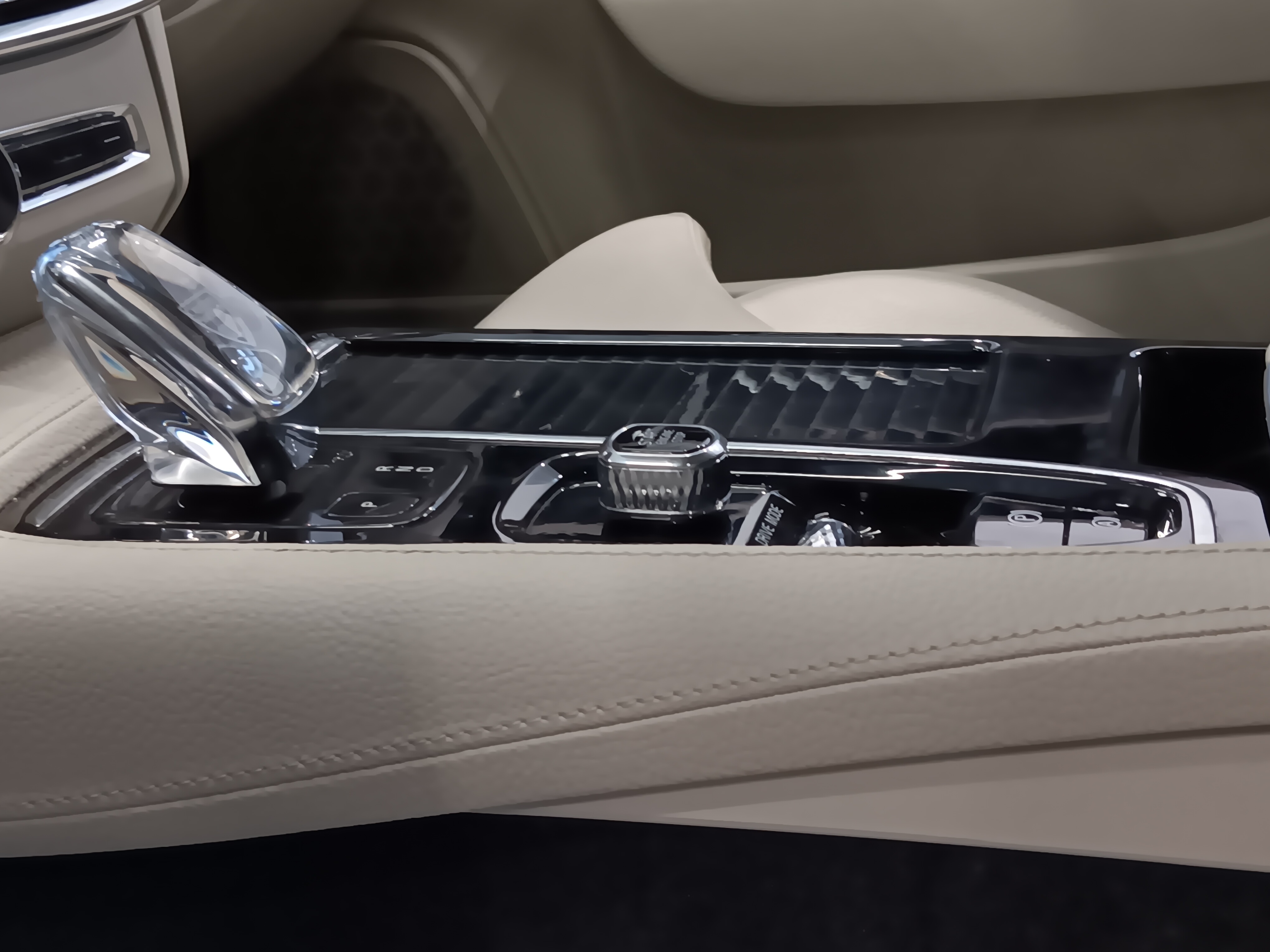 VOLVO S90 2021