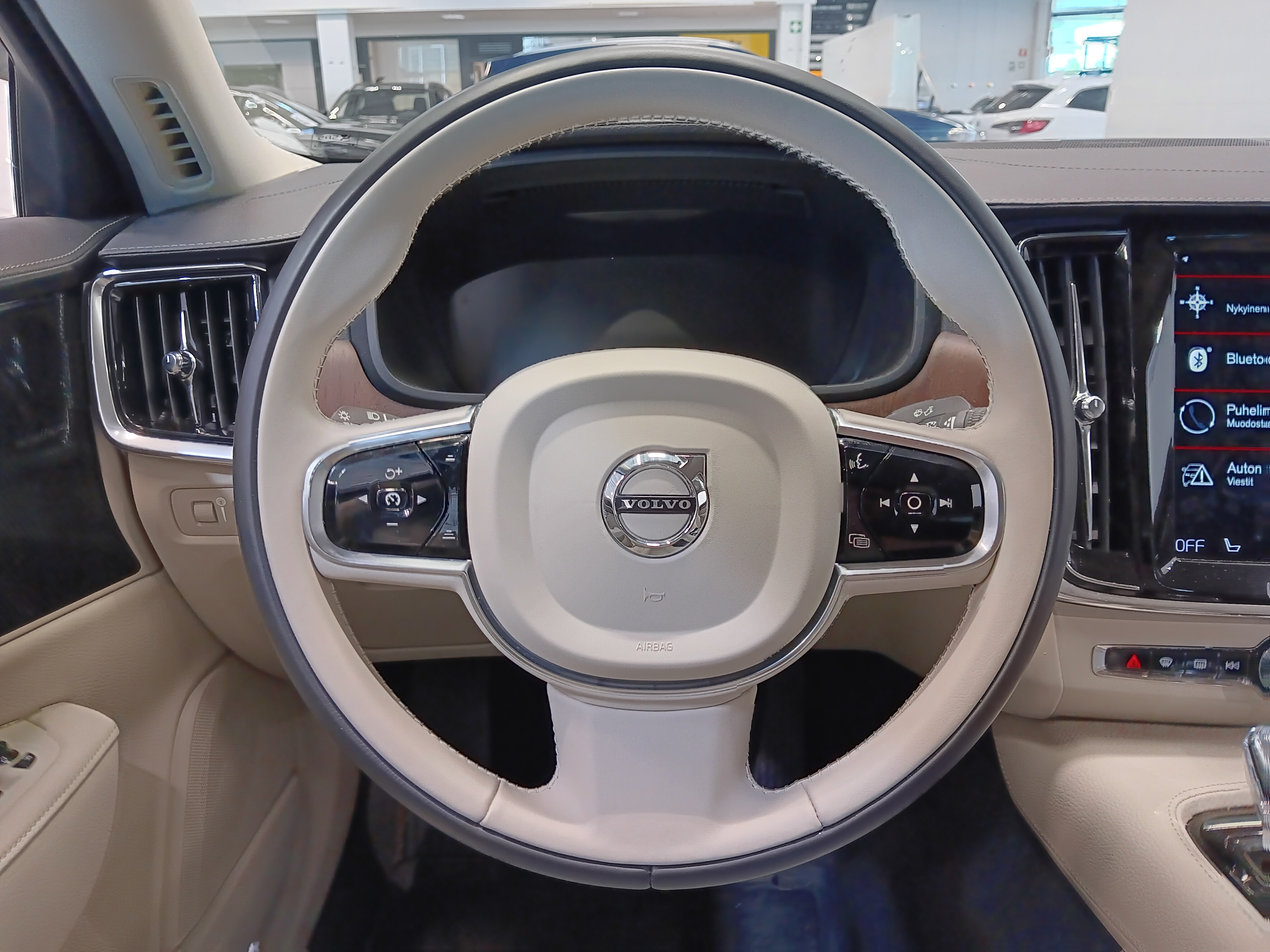 VOLVO S90 2021