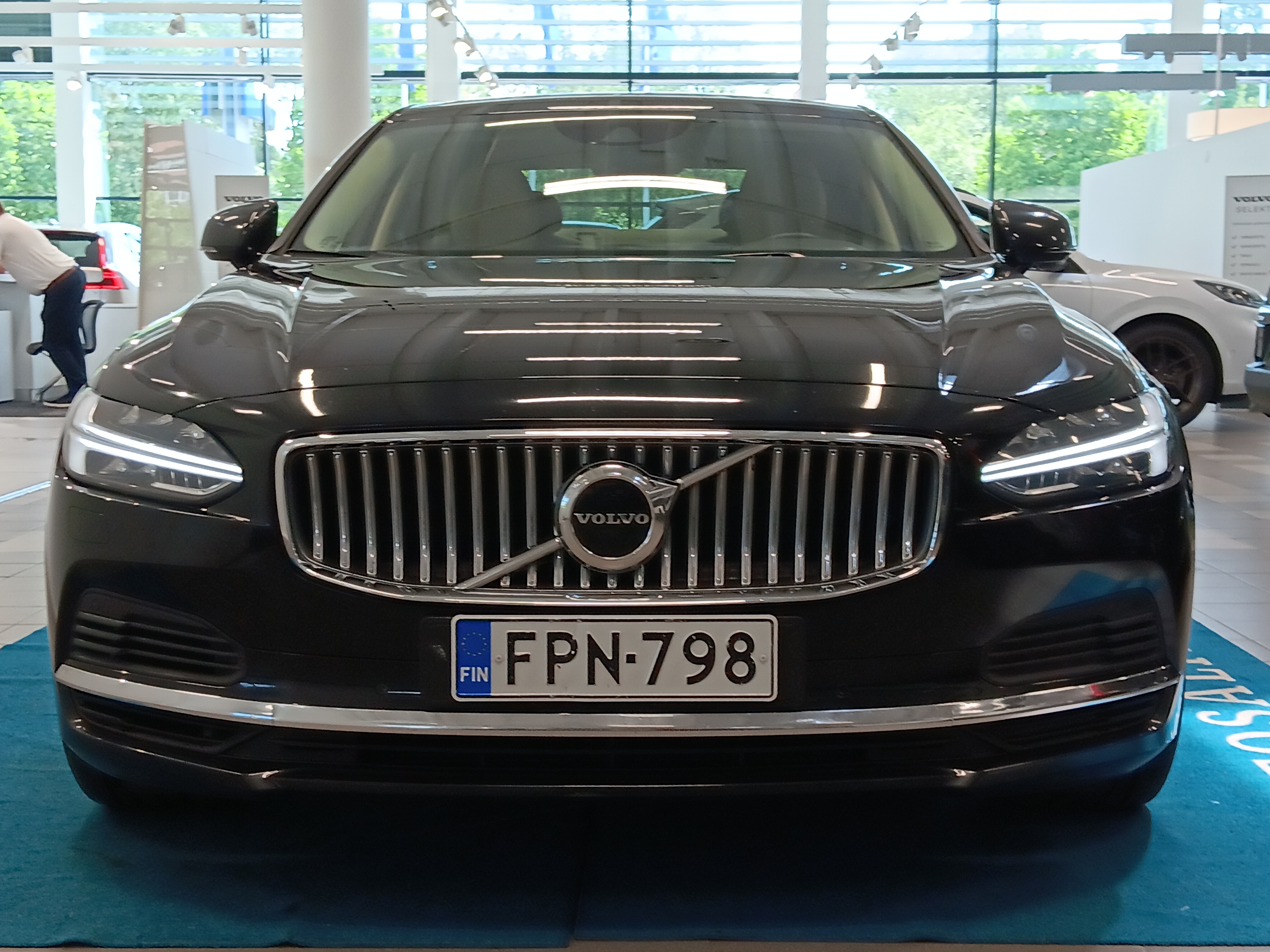 VOLVO S90 2021