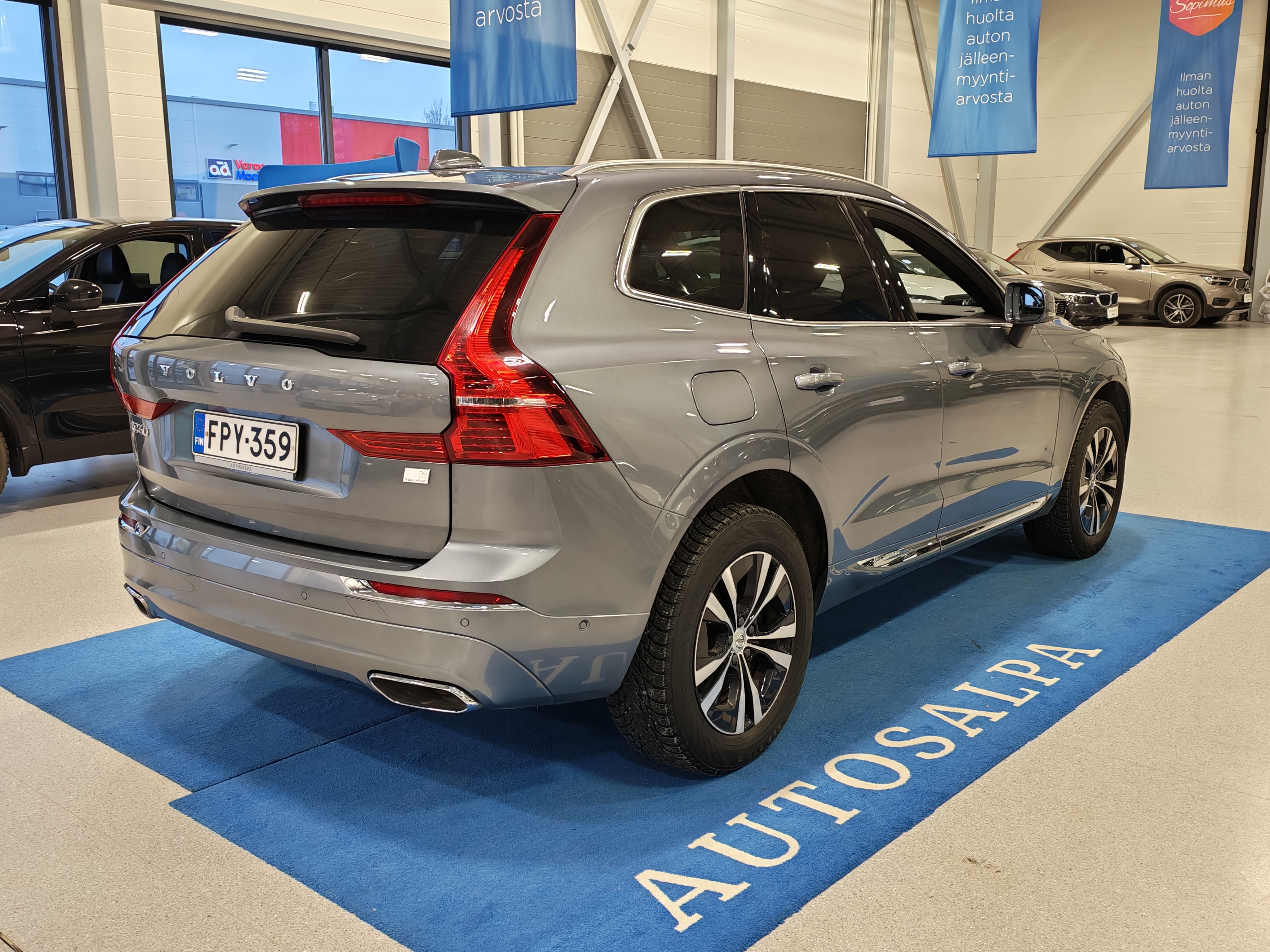 VOLVO XC60 2021