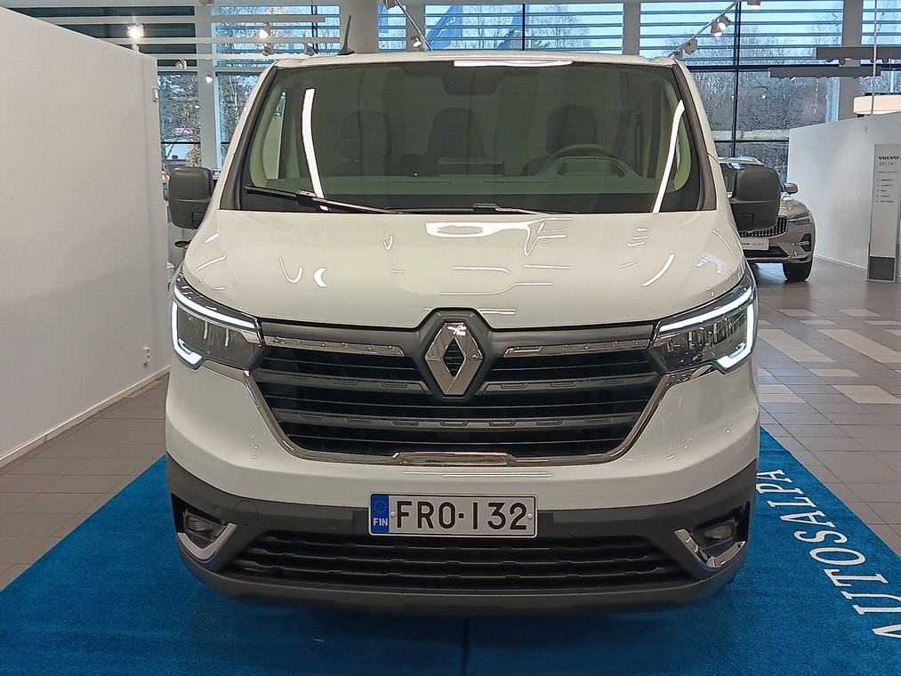 RENAULT Trafic 2023