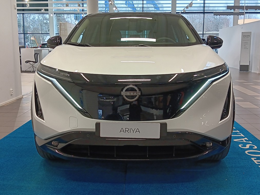 NISSAN Ariya 2025
