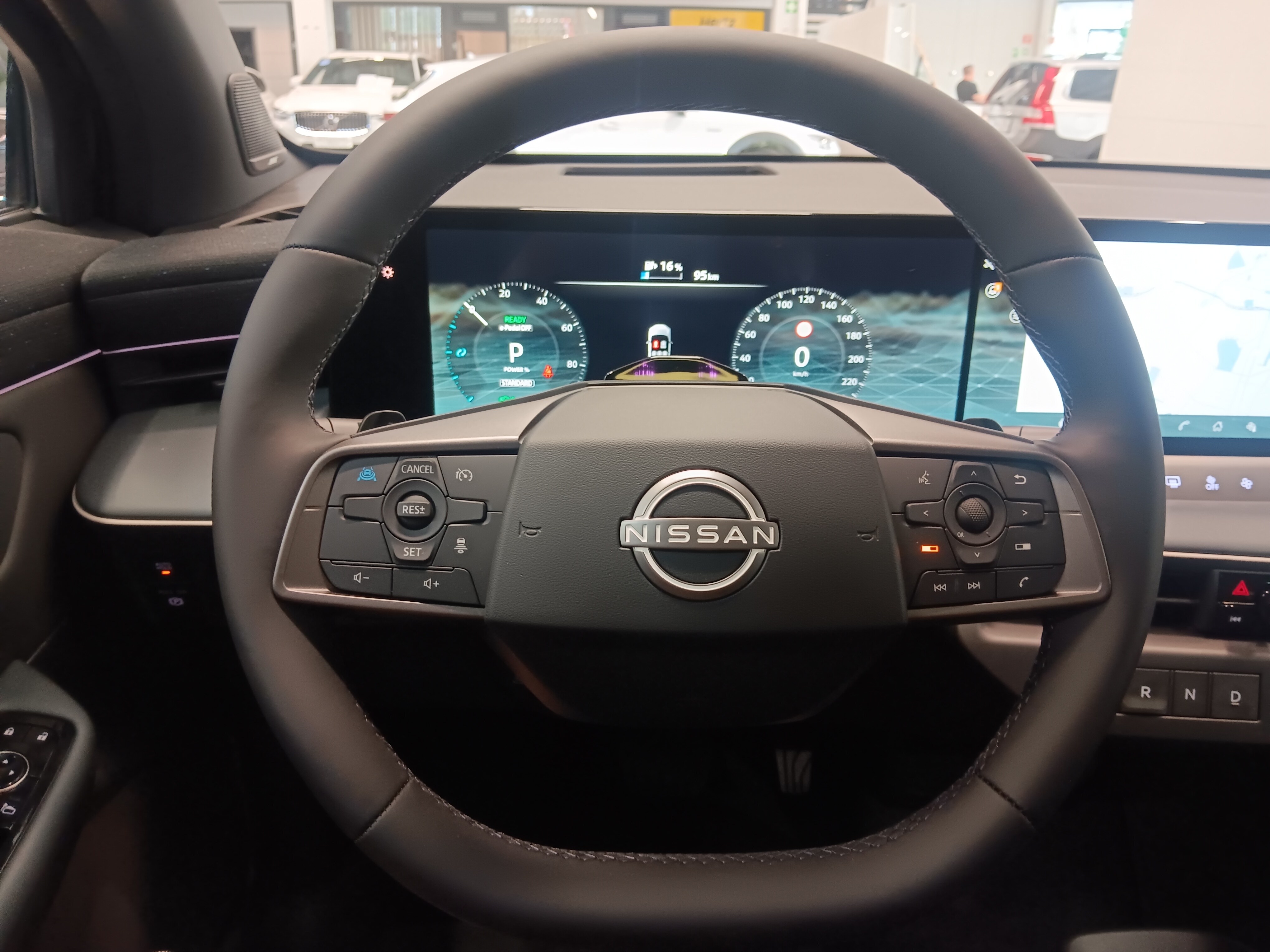 NISSAN Leaf 2026