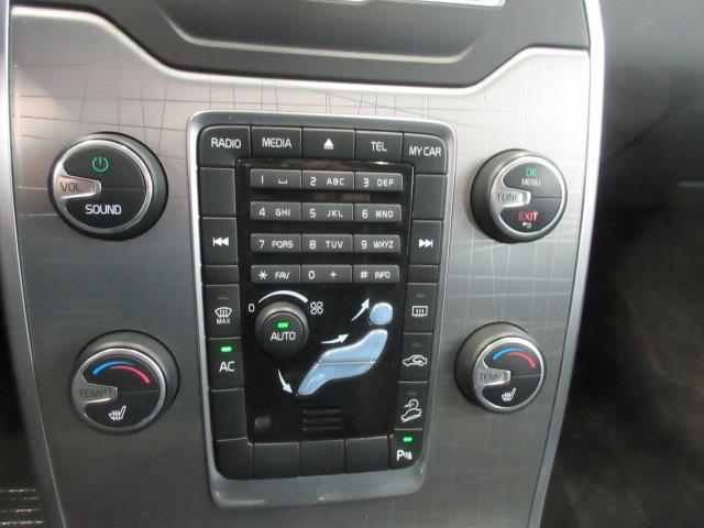 VOLVO XC70 2014