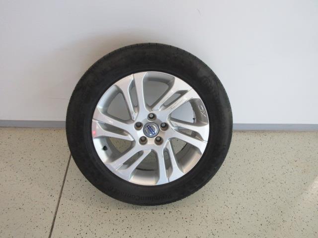 VOLVO XC70 2014