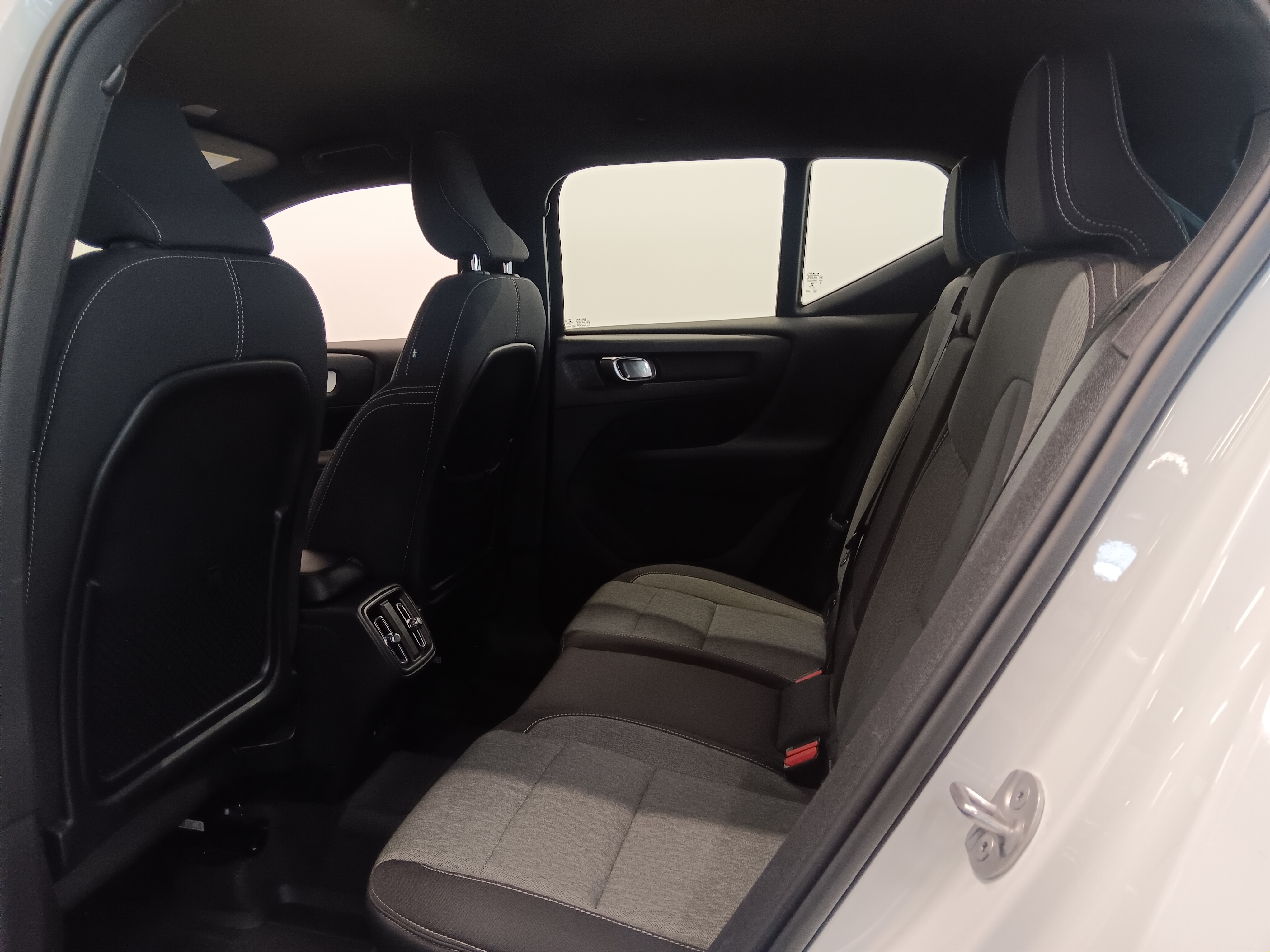 VOLVO XC40 2022