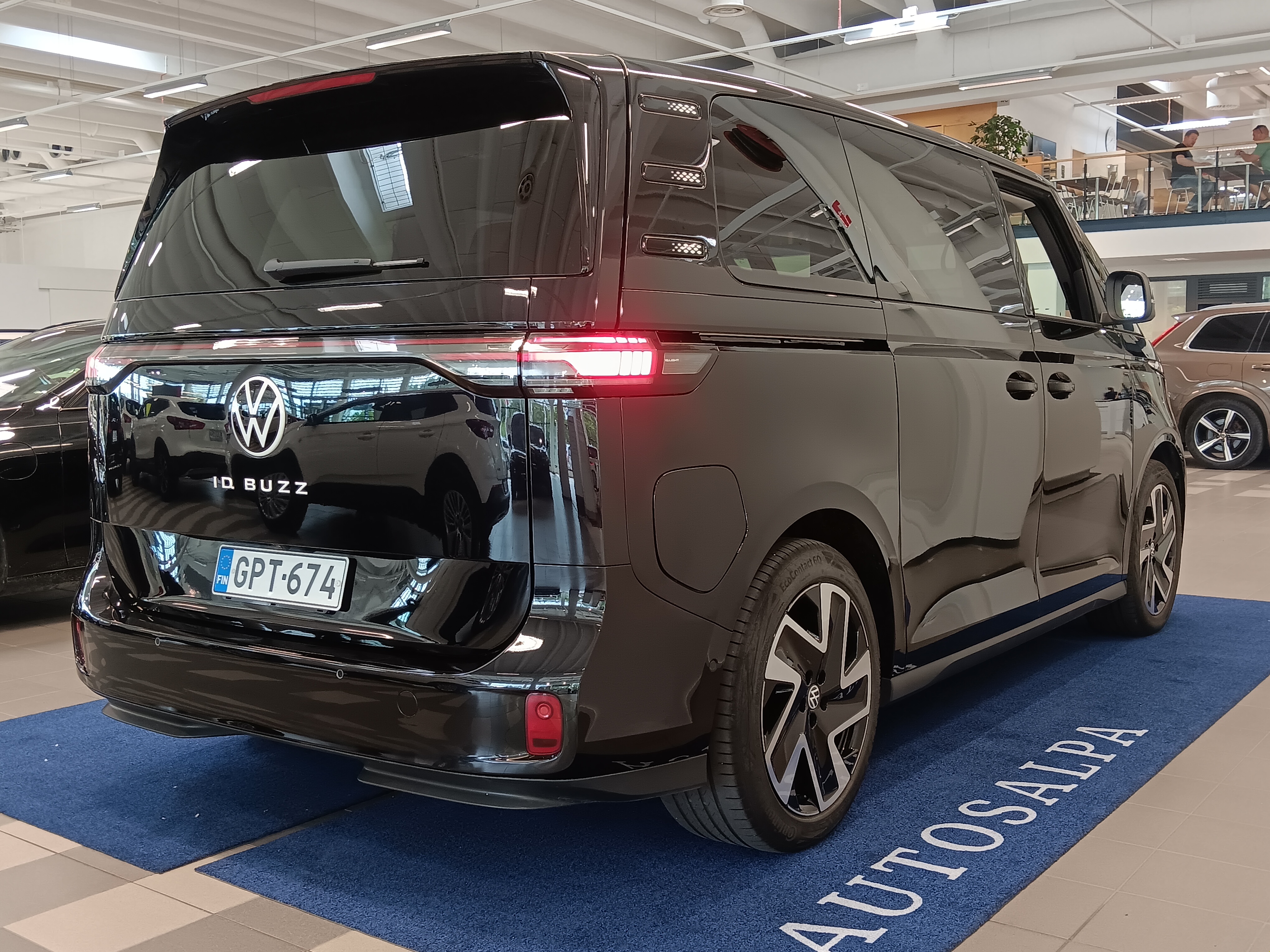 VOLKSWAGEN ID. Buzz 2024