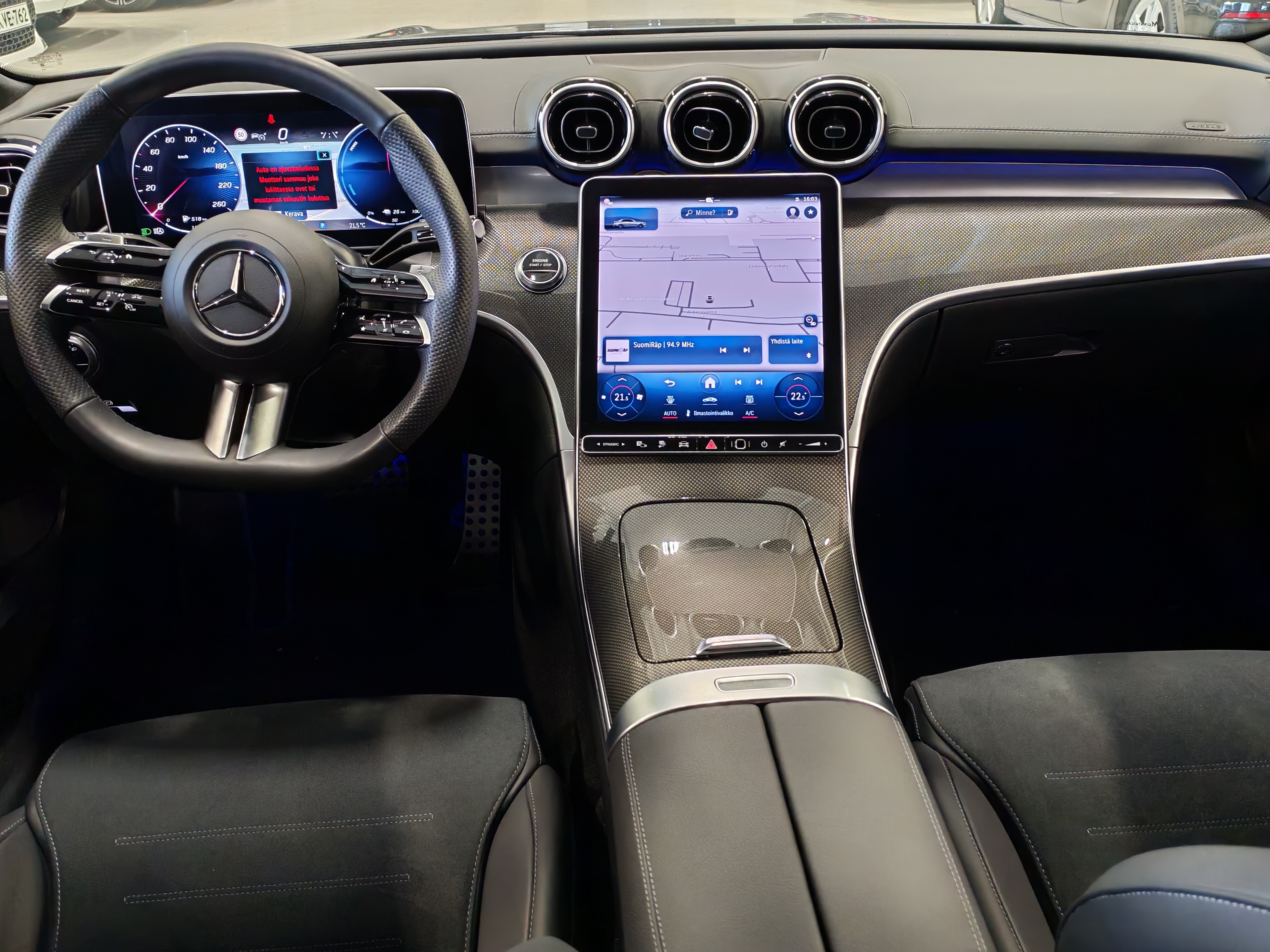 MERCEDES-BENZ C 2024