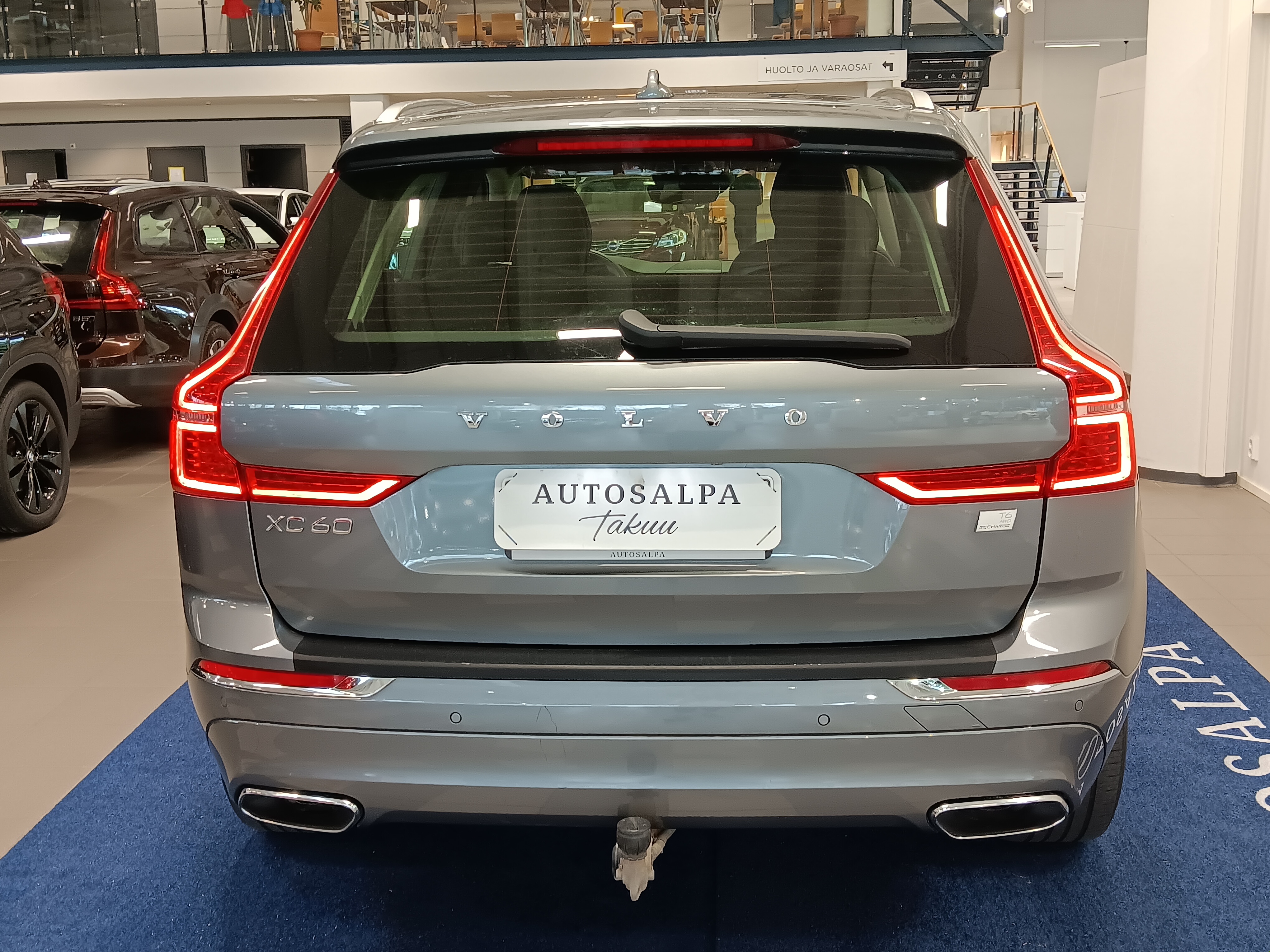 VOLVO XC60 2021