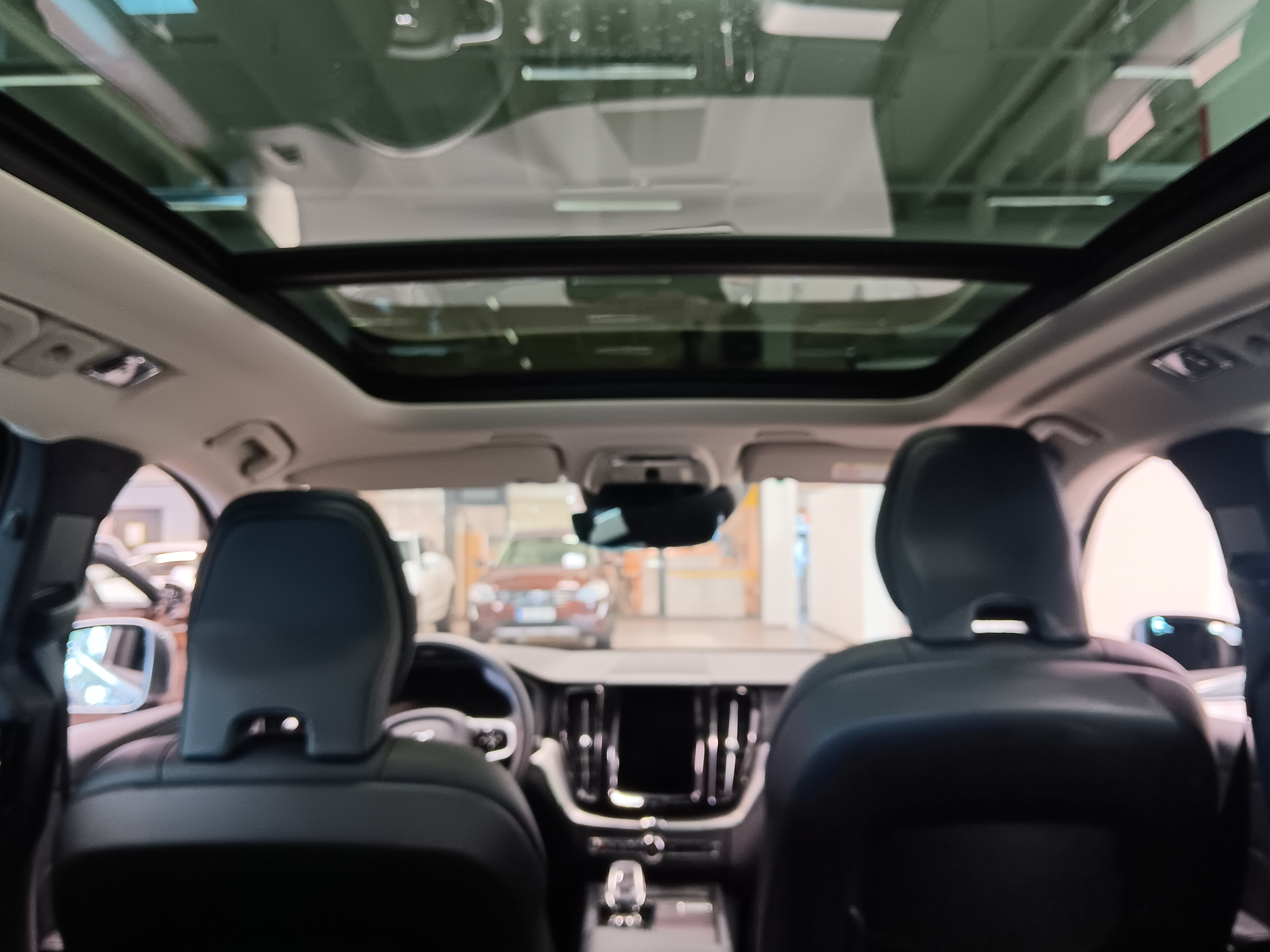 VOLVO XC60 2021