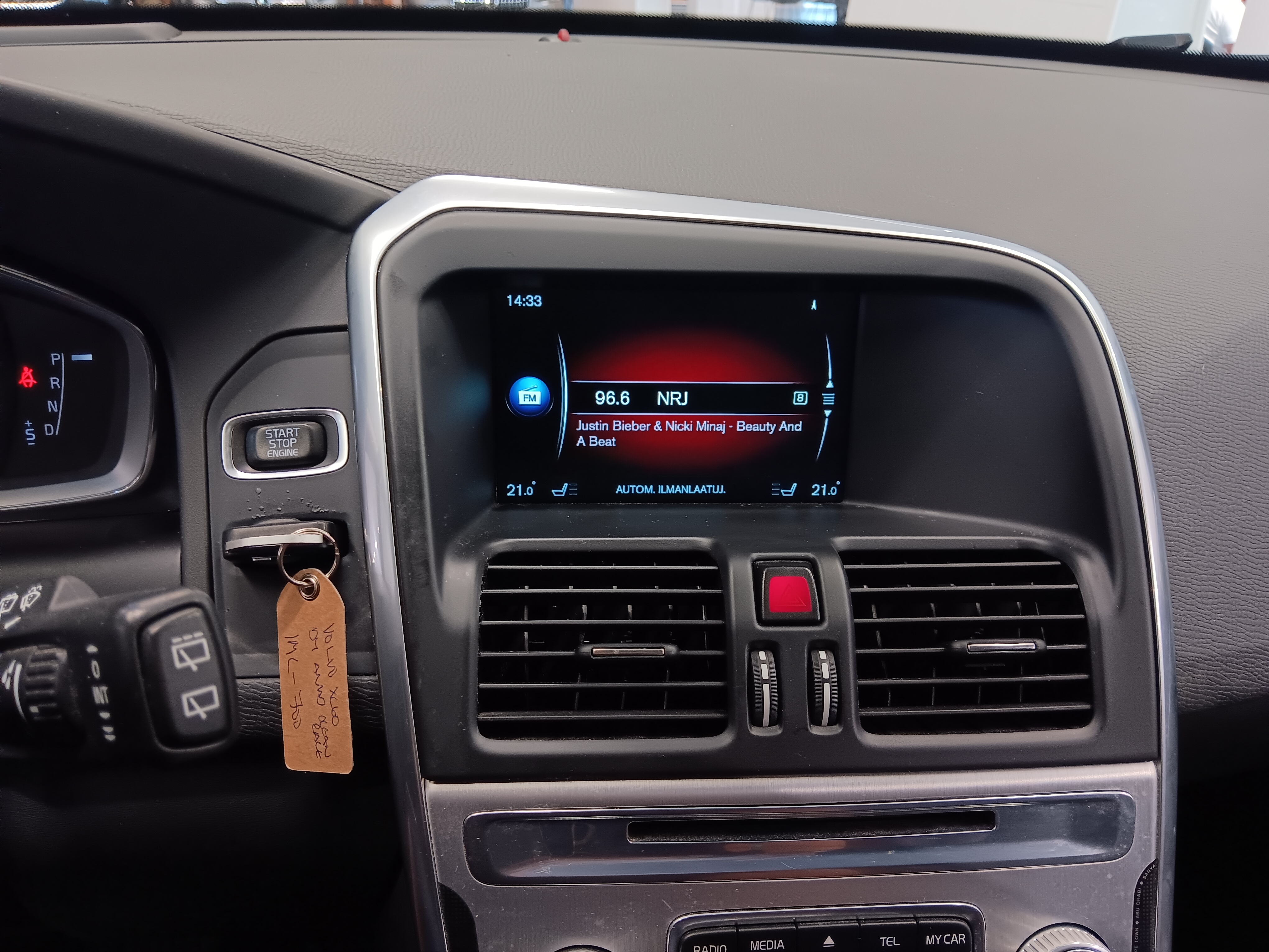 VOLVO XC60 2015